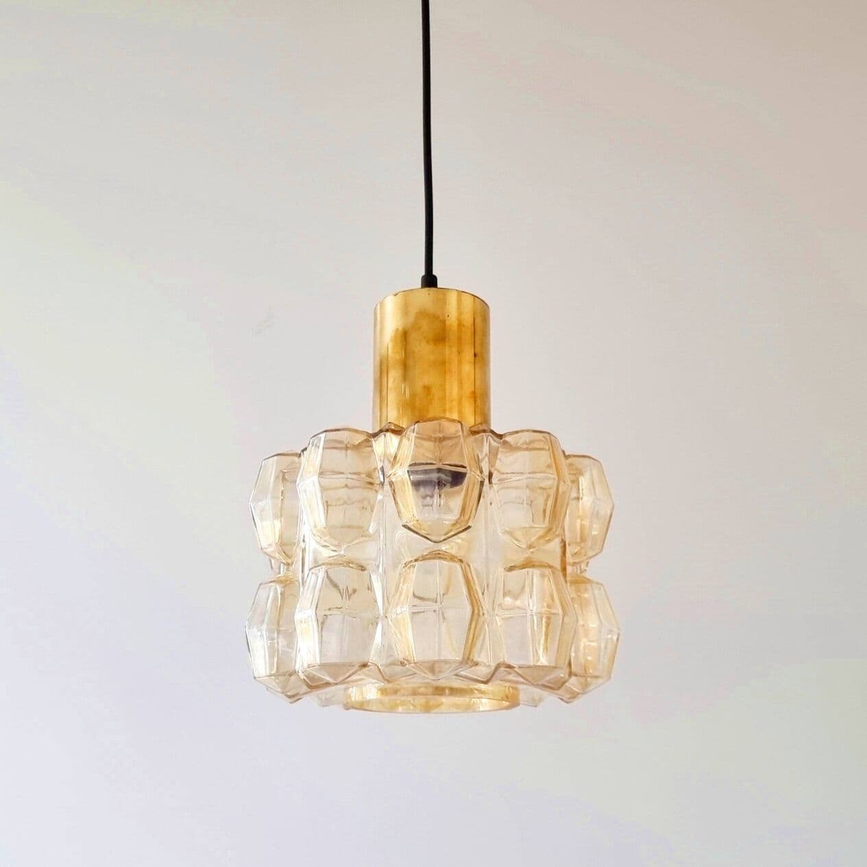 Lampa sufitowa, szkło złote, mosiądz, proj. H. Tynell, Limburg, Niemcy, lata 60. - 295906