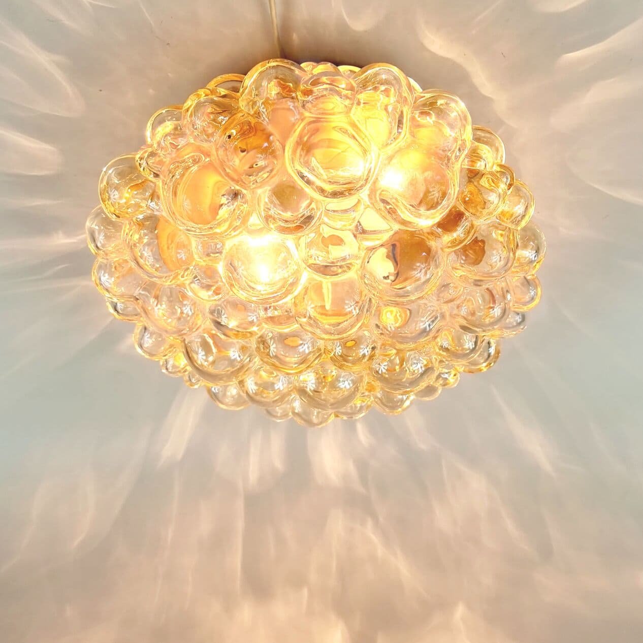 Lampa sufitowa Bubble, szkło złote, proj. H. Tynell, Niemcy, lata 70. - 295864