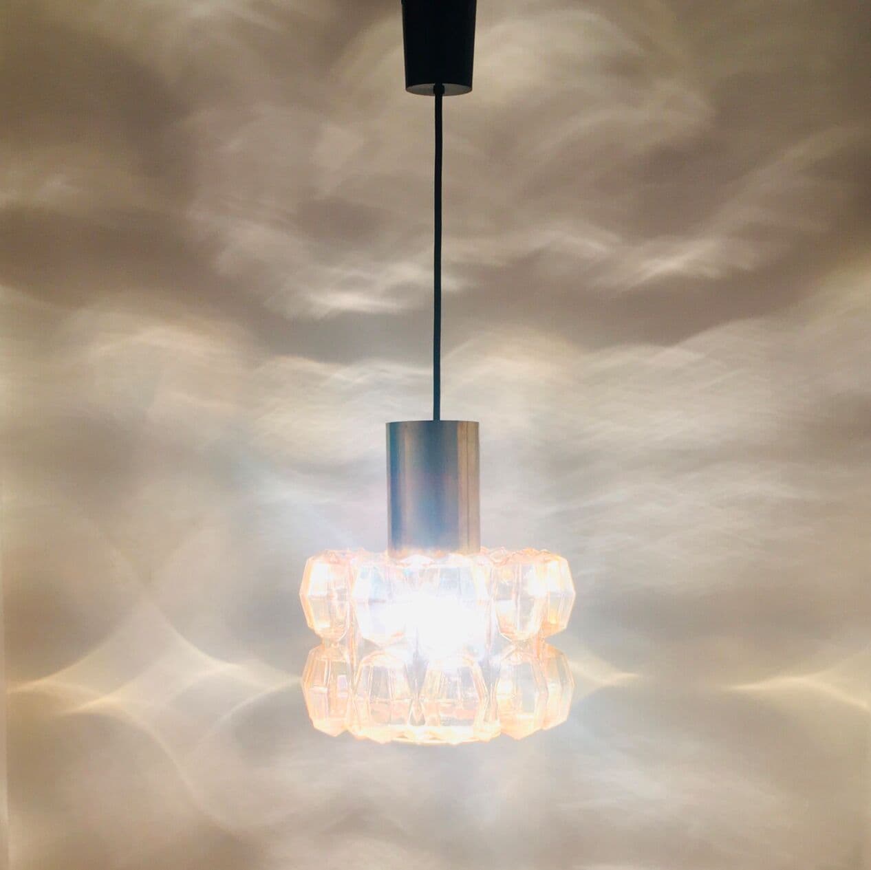 Lampa wisząca, szkło złote przezroczyste, mosiądz, proj. H. Tynell, Limburg, Niemcy, lata 60. - 295844