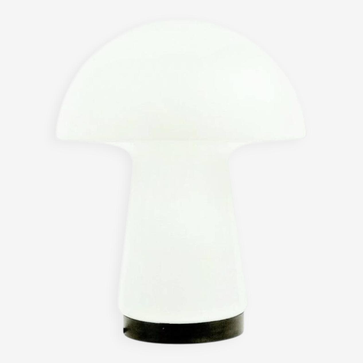 Lampa stołowa Space Age, szkło opalowe białe, podstawa czarna, Limburg, Niemcy, lata 60. - 295766