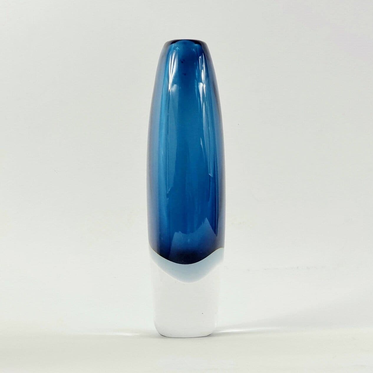 Vase, sommerso, blue transparent grey glass, by V. Lindstrand, Sweden, 1960s. - 295757