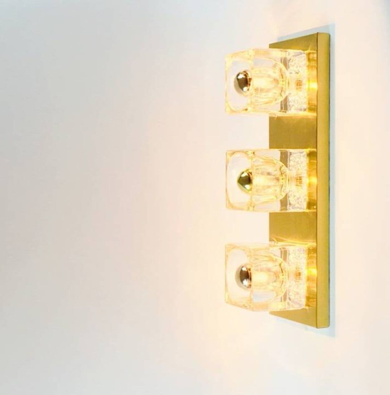 Wall light, transparent crystal, gold brass, Peill & Putzler, Germany, 1970s. - 295749