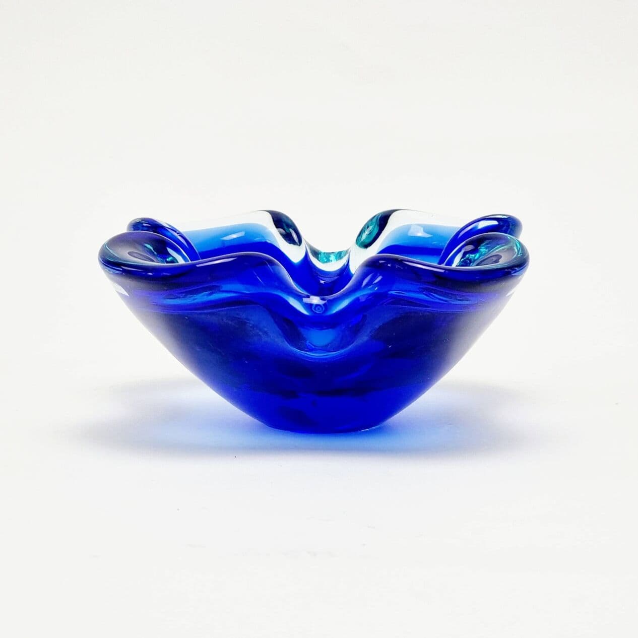 Ashtray Sommerso, blue transparent glass, Murano, Italy, 1960s. - 295724