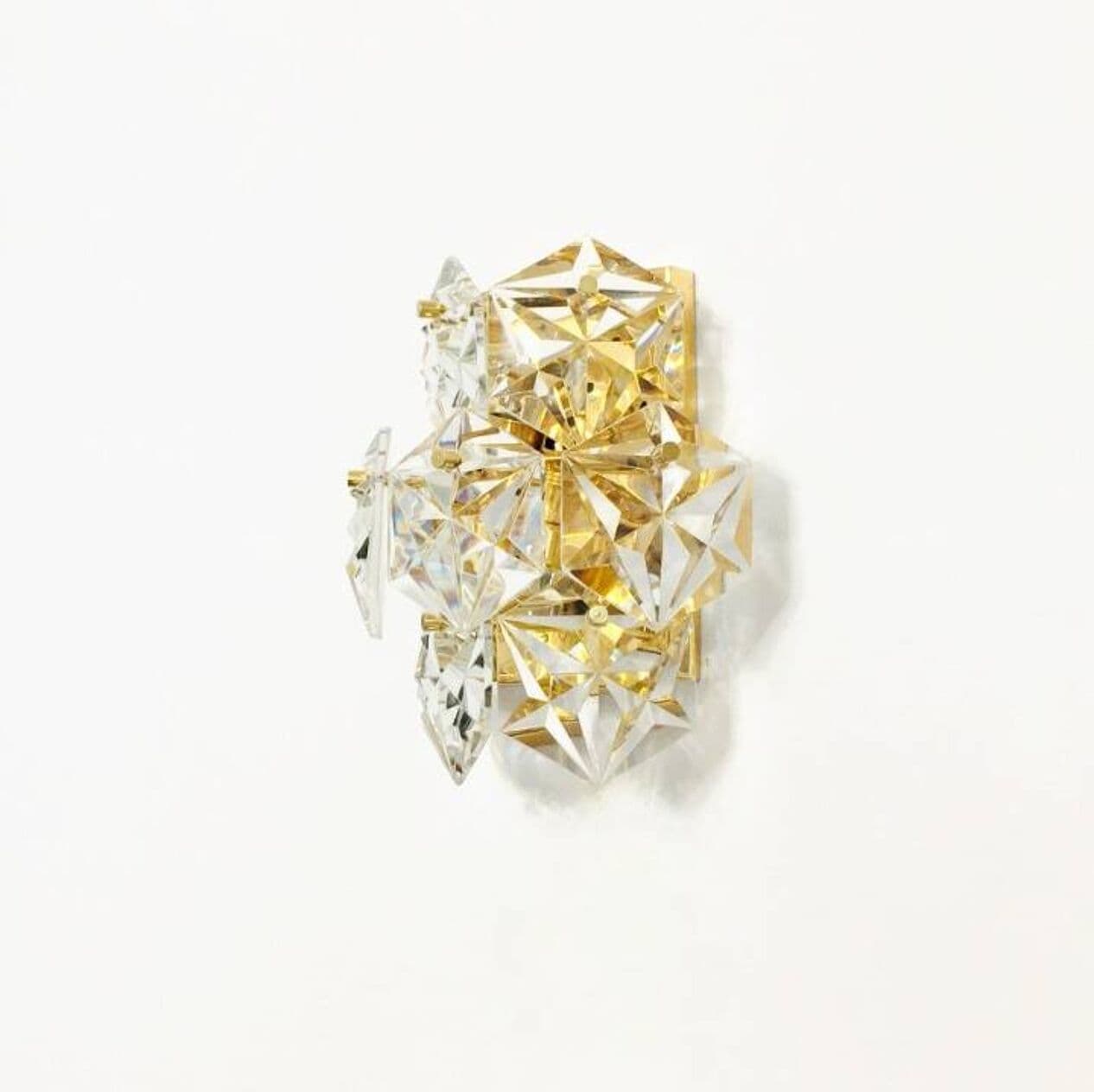 Pair of wall sconces, transparent crystal, gold brass, Germany, 1970s. - 295344