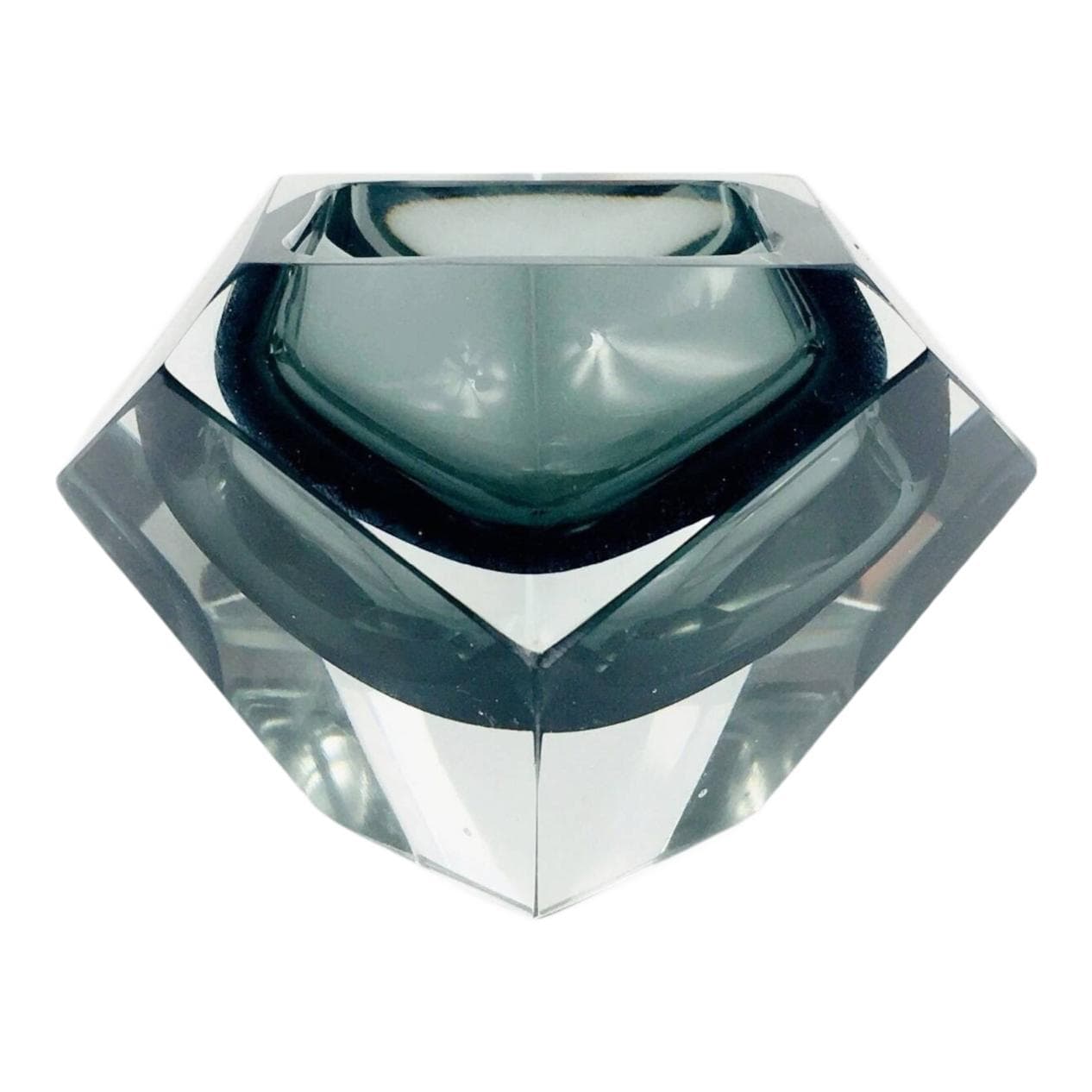 Ashtray Diamond-Shaped, grey and transparent crystal glass, by F. Poli, Italy, 1960s.