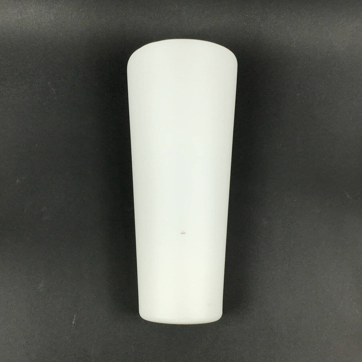 Para kinkietów Magna/2685, szkło opalowe białe, metal, proj. W. Wagenfeld, Peill & Putzler, Niemcy, lata 60. - 297130