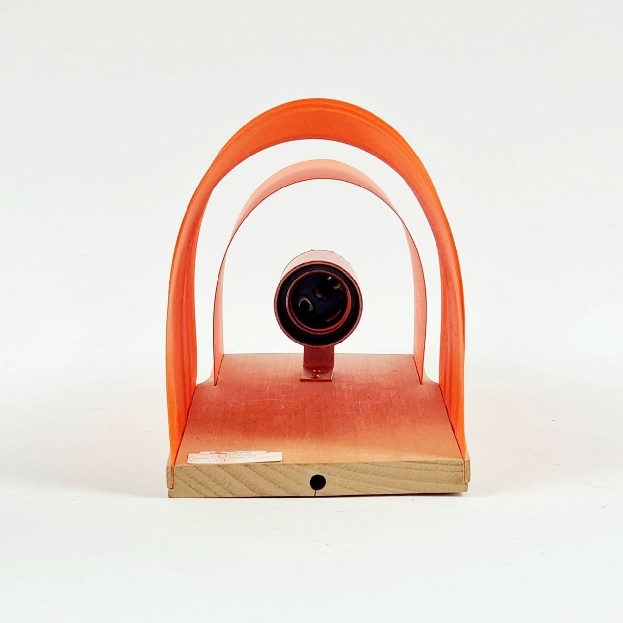 Para kinkietów V311 proj. H.-A. Jakobsson, plastik pomarańczowy, drewno jasnobrązowe, Szwecja, lata 70. - 297114