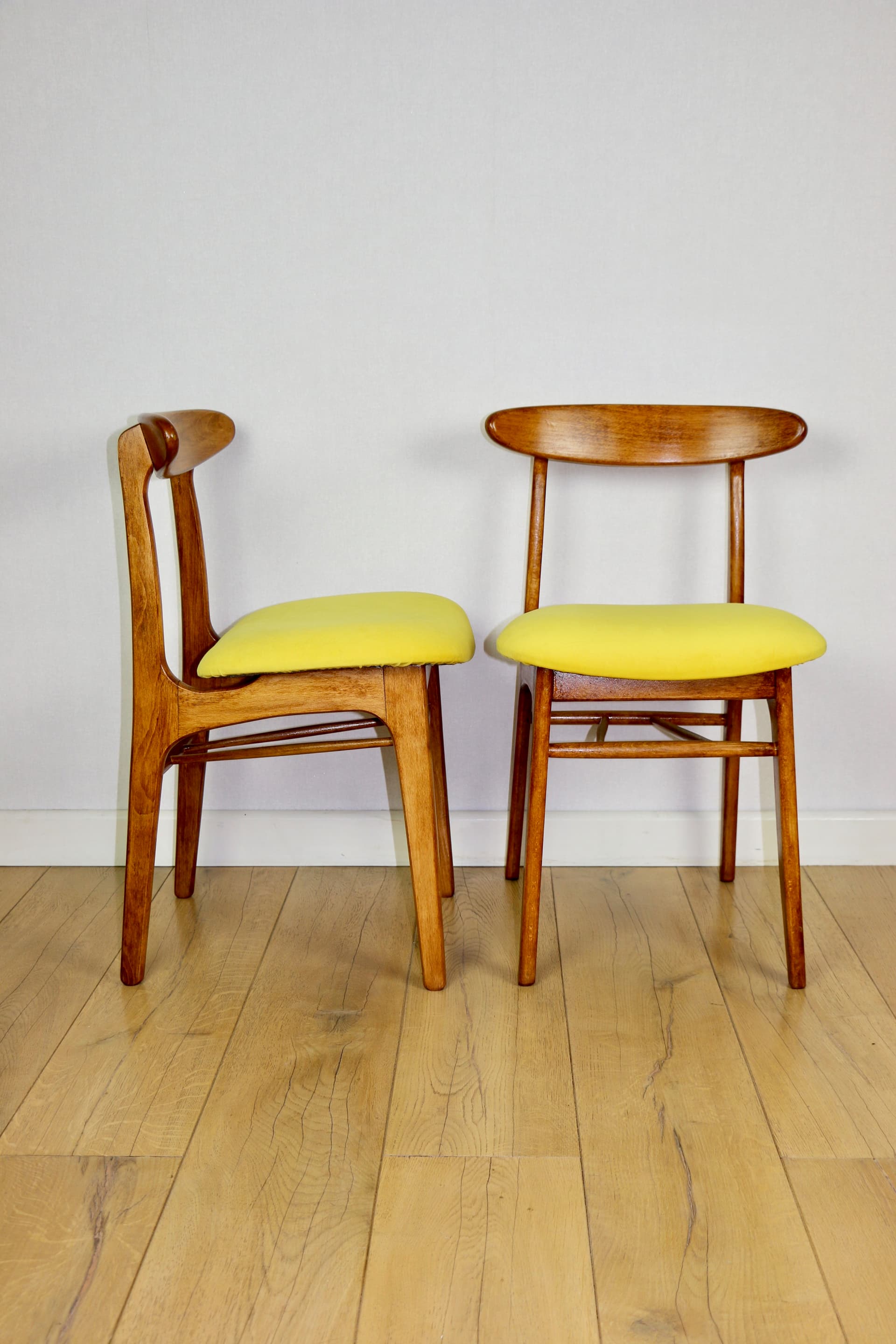 Set of four chairs, yellow cotton, brown beech, by R. Hałas, Poland, 1970s. - 297254
