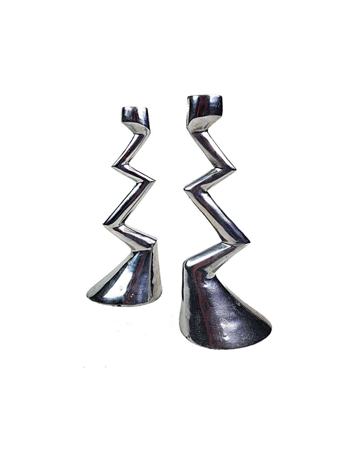 Pair of candlesticks Zig Zag, silver aluminium, by M. Hilton, United Kingdom, 1980s. - 297281
