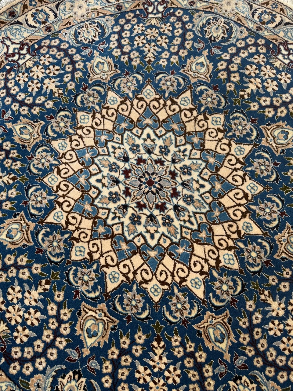 Round Rug Nain, 150x150 cm, blue, wool and silk, Iran - 297318