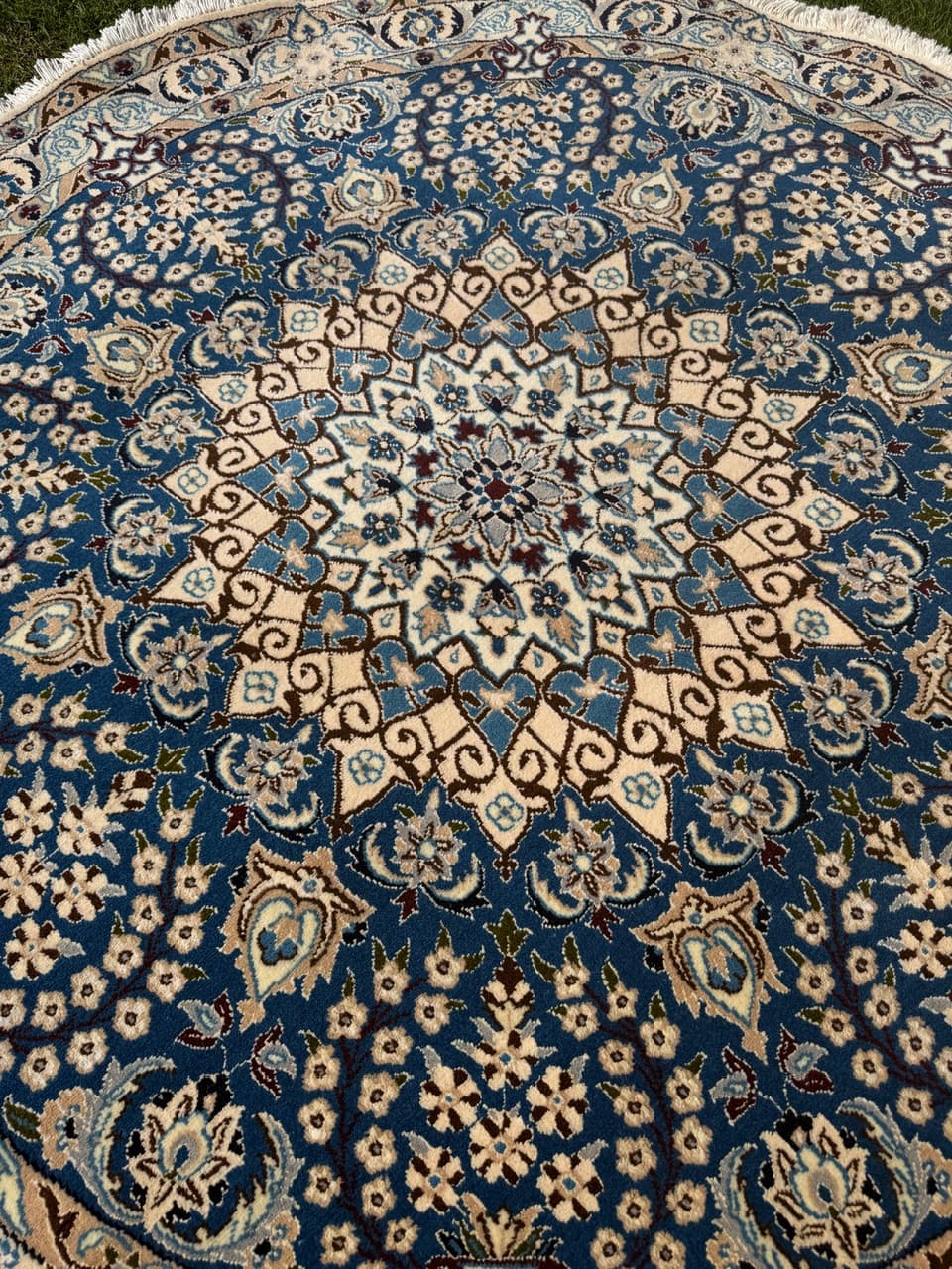 Round Rug Nain, 150x150 cm, blue, wool and silk, Iran - 297316