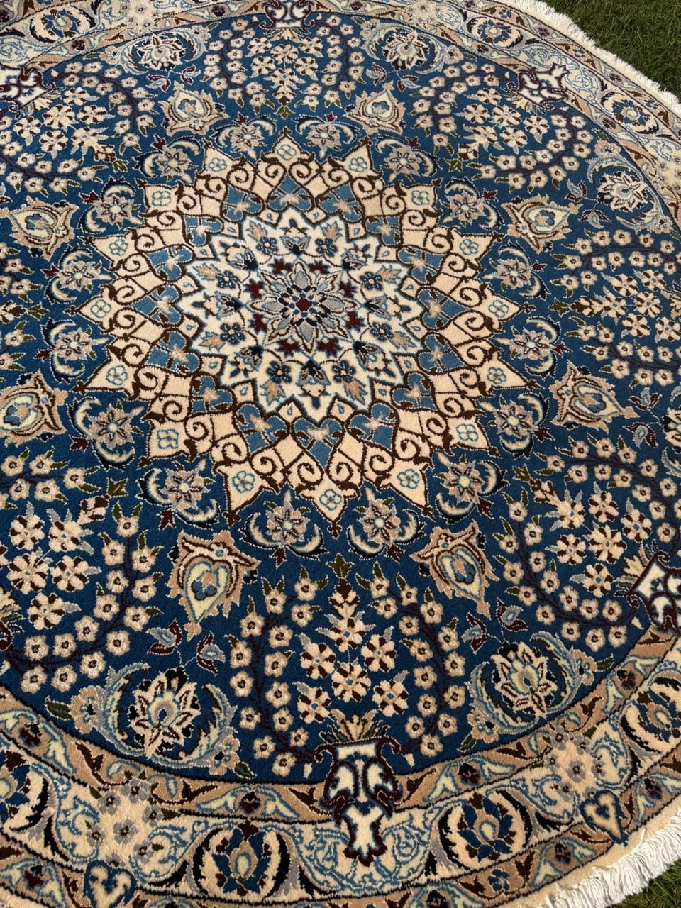Round Rug Nain, 150x150 cm, blue, wool and silk, Iran - 297311