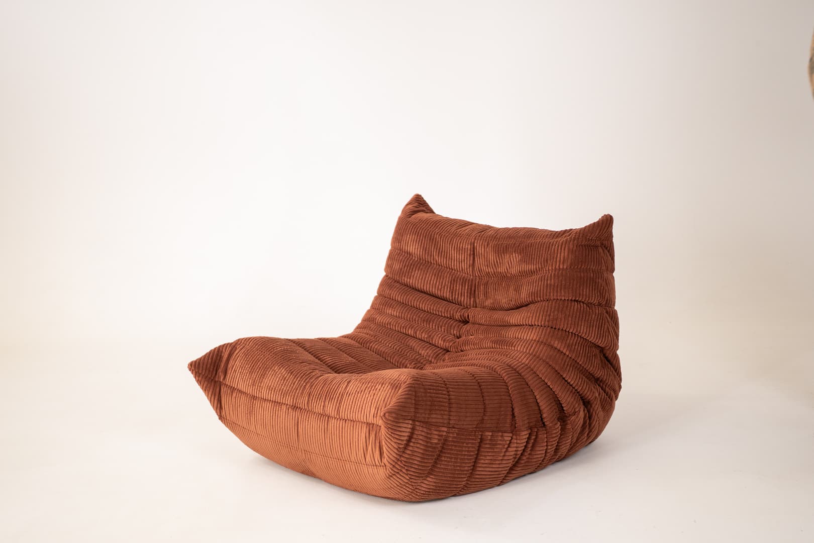 Fotel wypoczynkowy Togo, cord umber - 297756