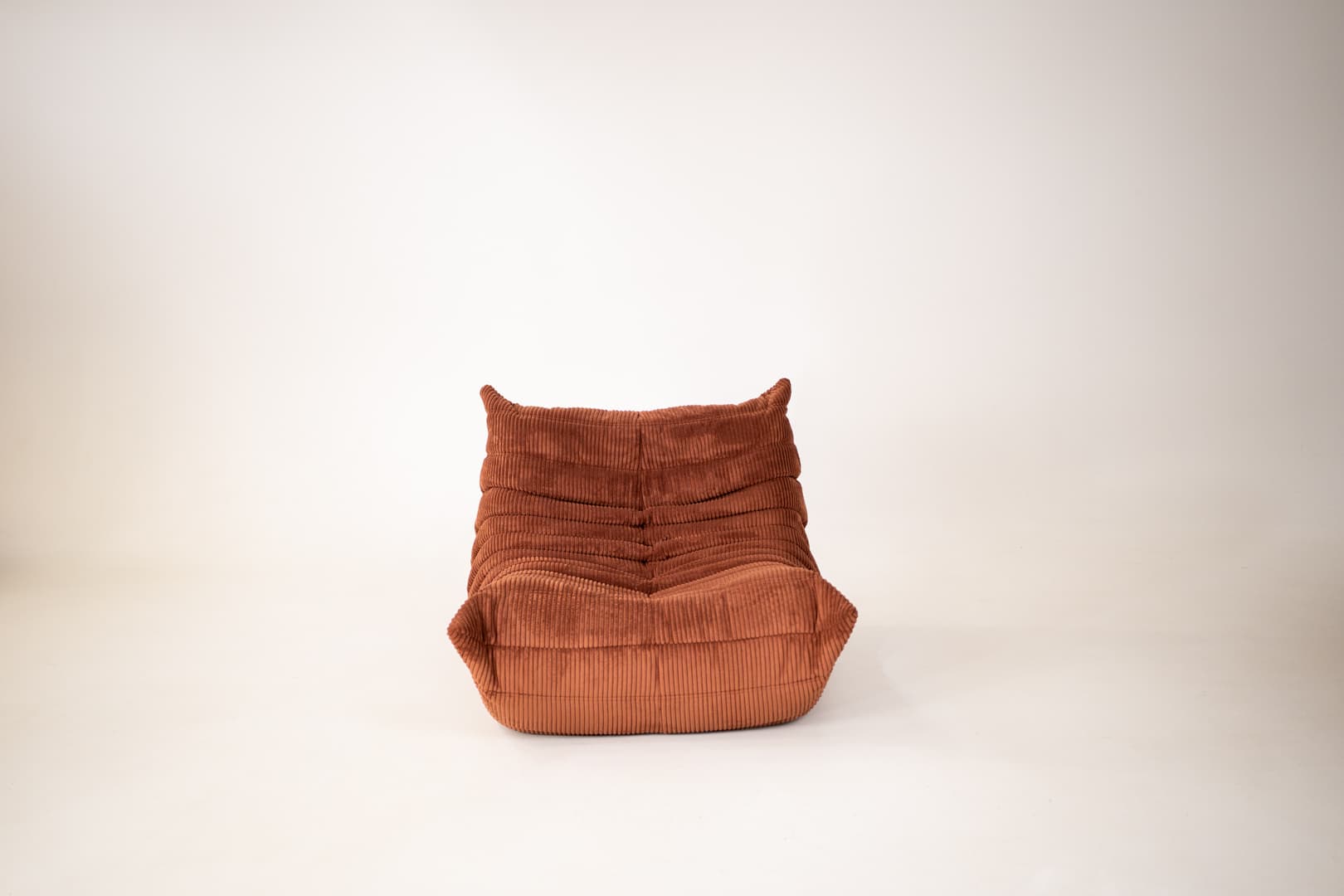 Fotel wypoczynkowy Togo, cord umber - 297752