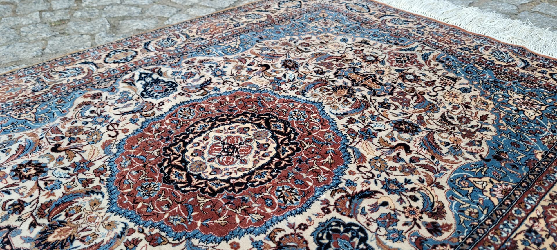 Dywan Isfahan 112x64 cm, jedwab beżowy czerwony niebieski, Iran - 297792