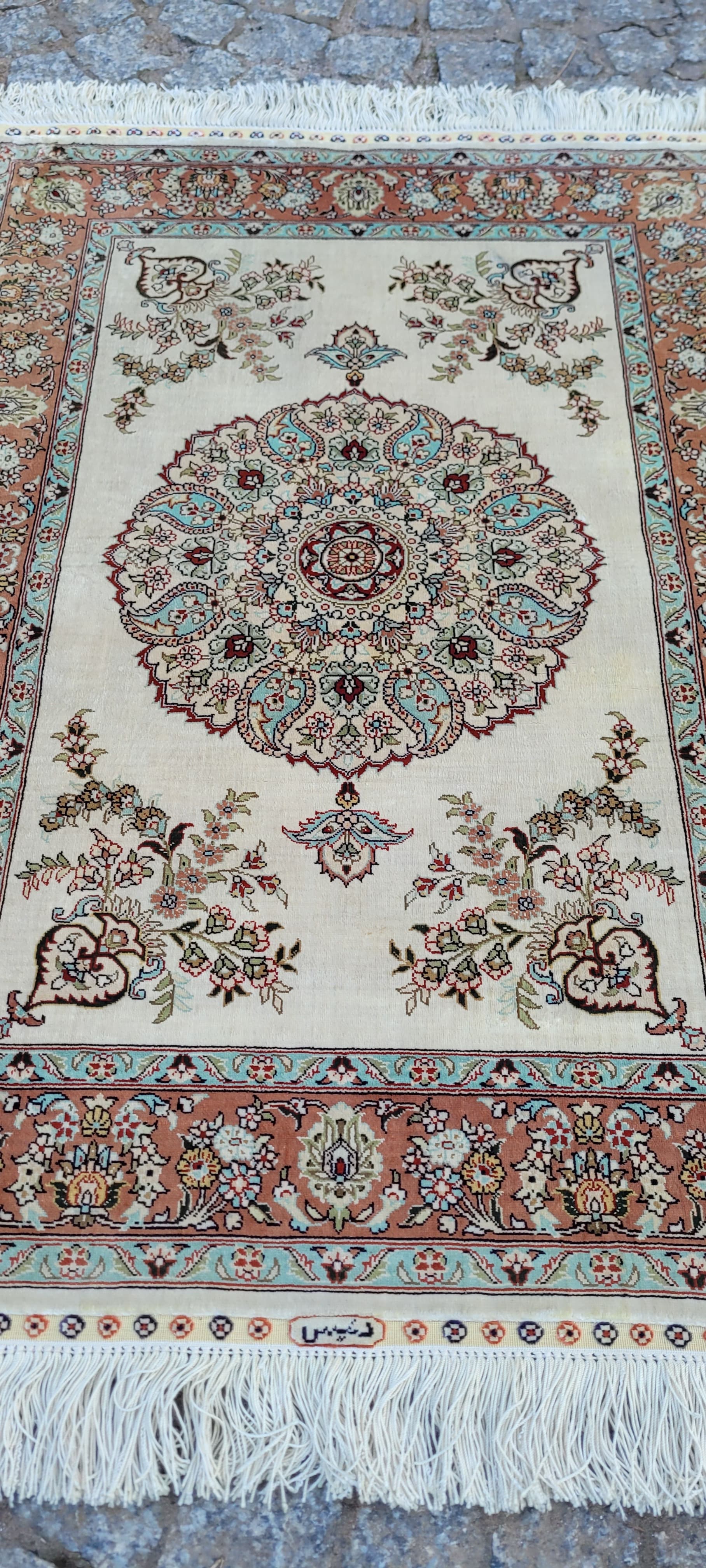 Dywan Ghom, 102x64 cm, jedwab beżowy, Iran - 297852