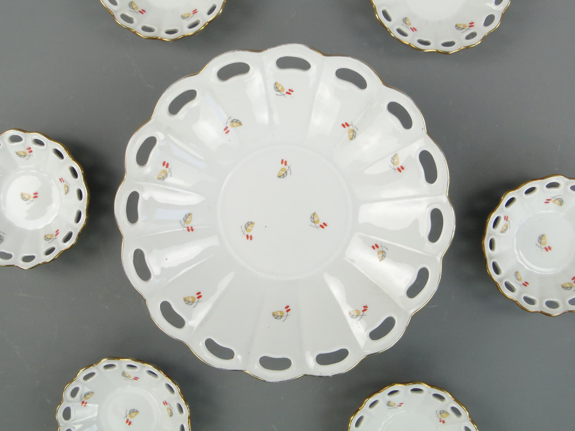 Zestaw naczyń do konfitur, porcelana biała, Ćmielów, Polska, lata 30. - 297877