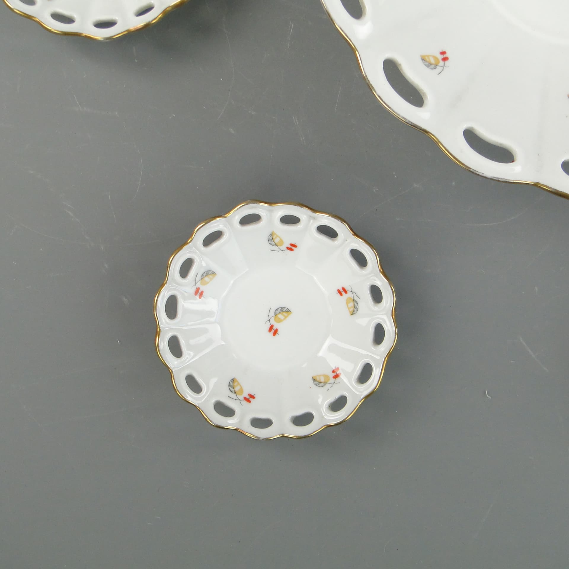 Zestaw naczyń do konfitur, porcelana biała, Ćmielów, Polska, lata 30. - 297886