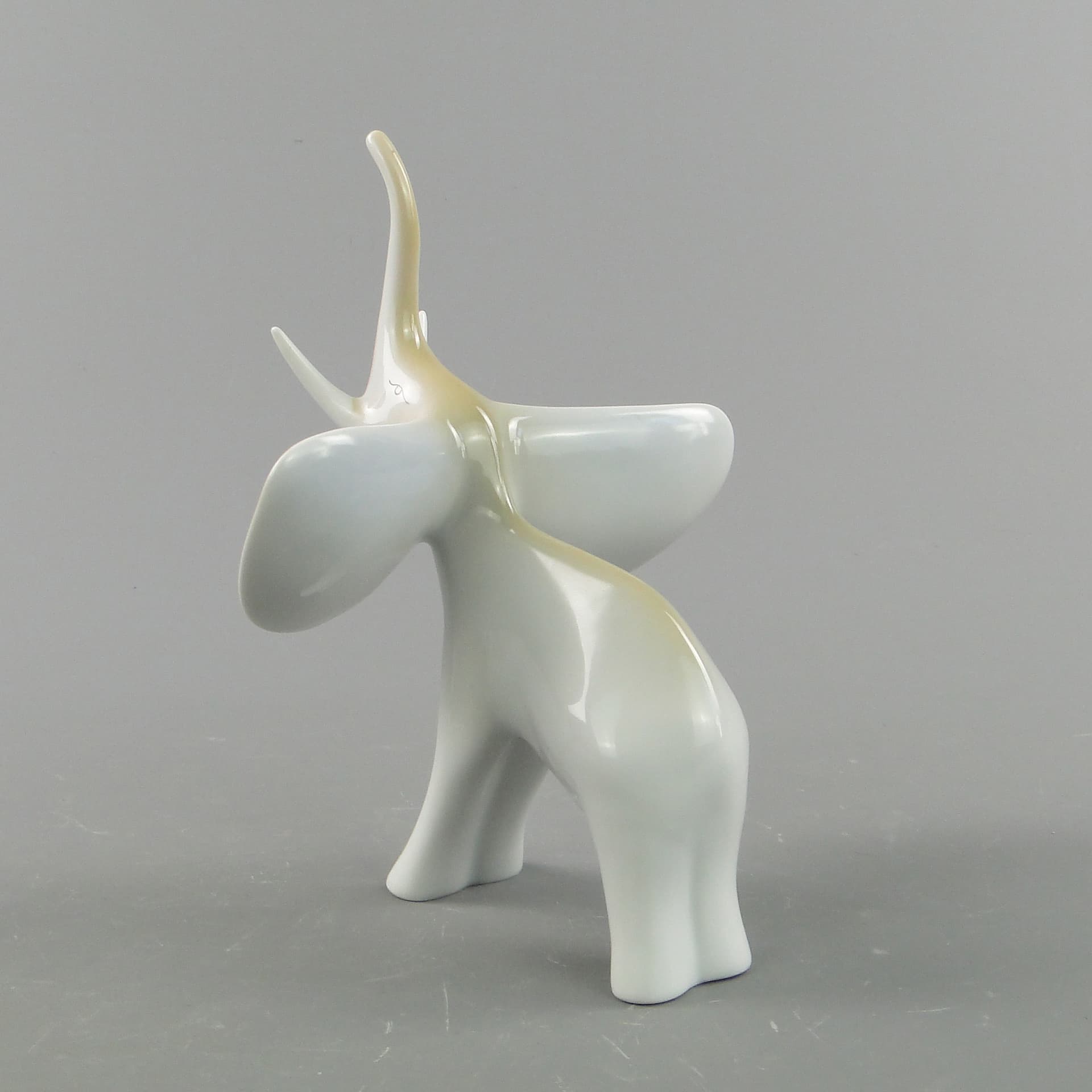 Elephant figurine, white porcelain, Hollohaza, Hungary, 1980s. - 297907