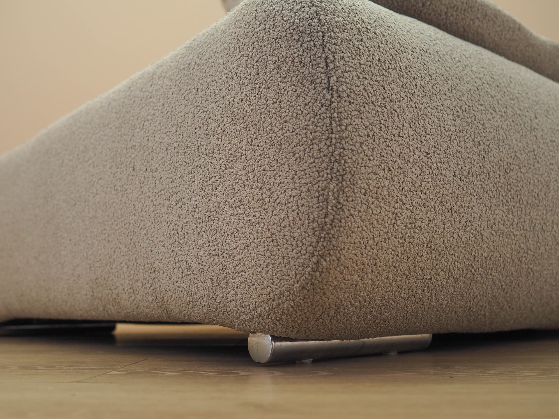 Sofa, beżowa, tkanina, metal, Włochy, lata 80. - 298079