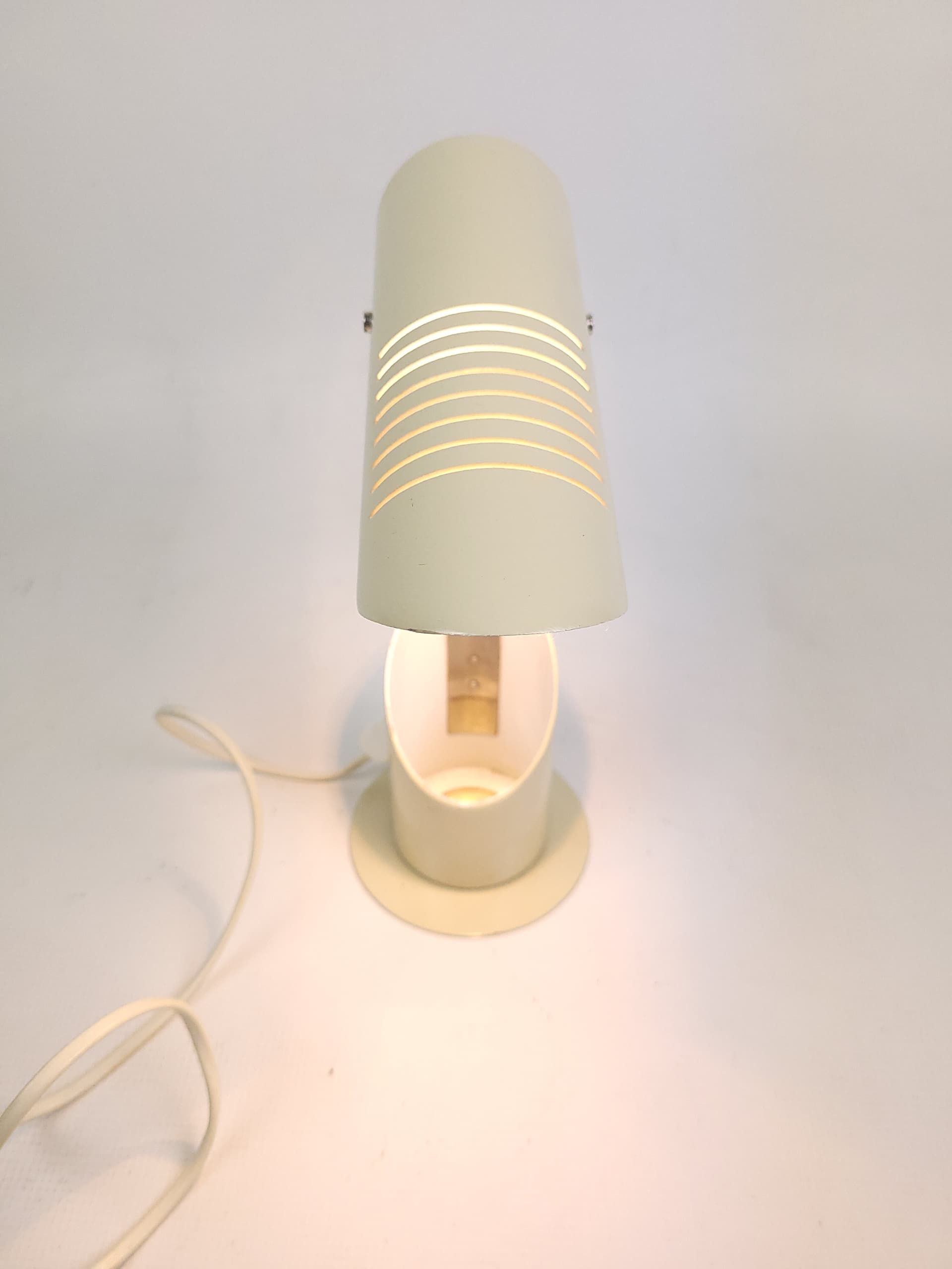 Lampa biurkowa Space Age SZV 11, metal kremowy, chrom, Węgry, lata 80. - 298220