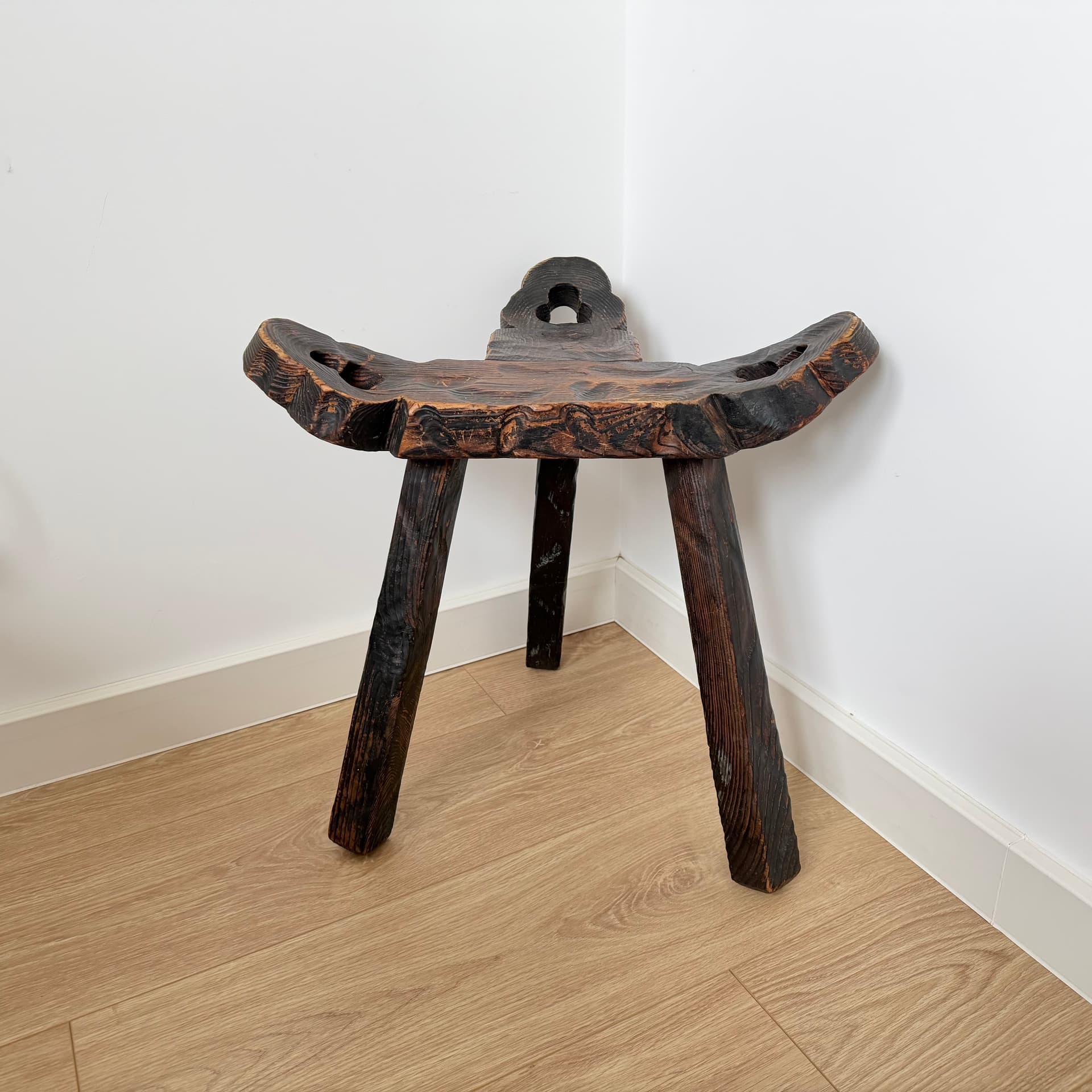 Brutalist stool, black brown wood, Spain, 1960s. - 298328