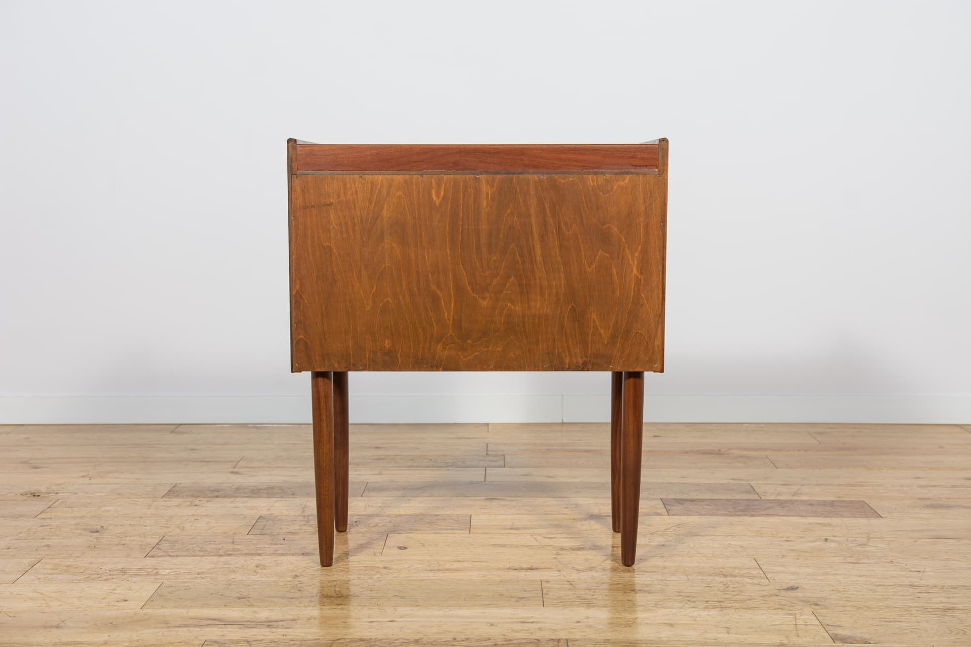 Komoda mała, teak brązowy, proj. H. Jørgensen, Fredericia, Dania, lata 60. - 298352