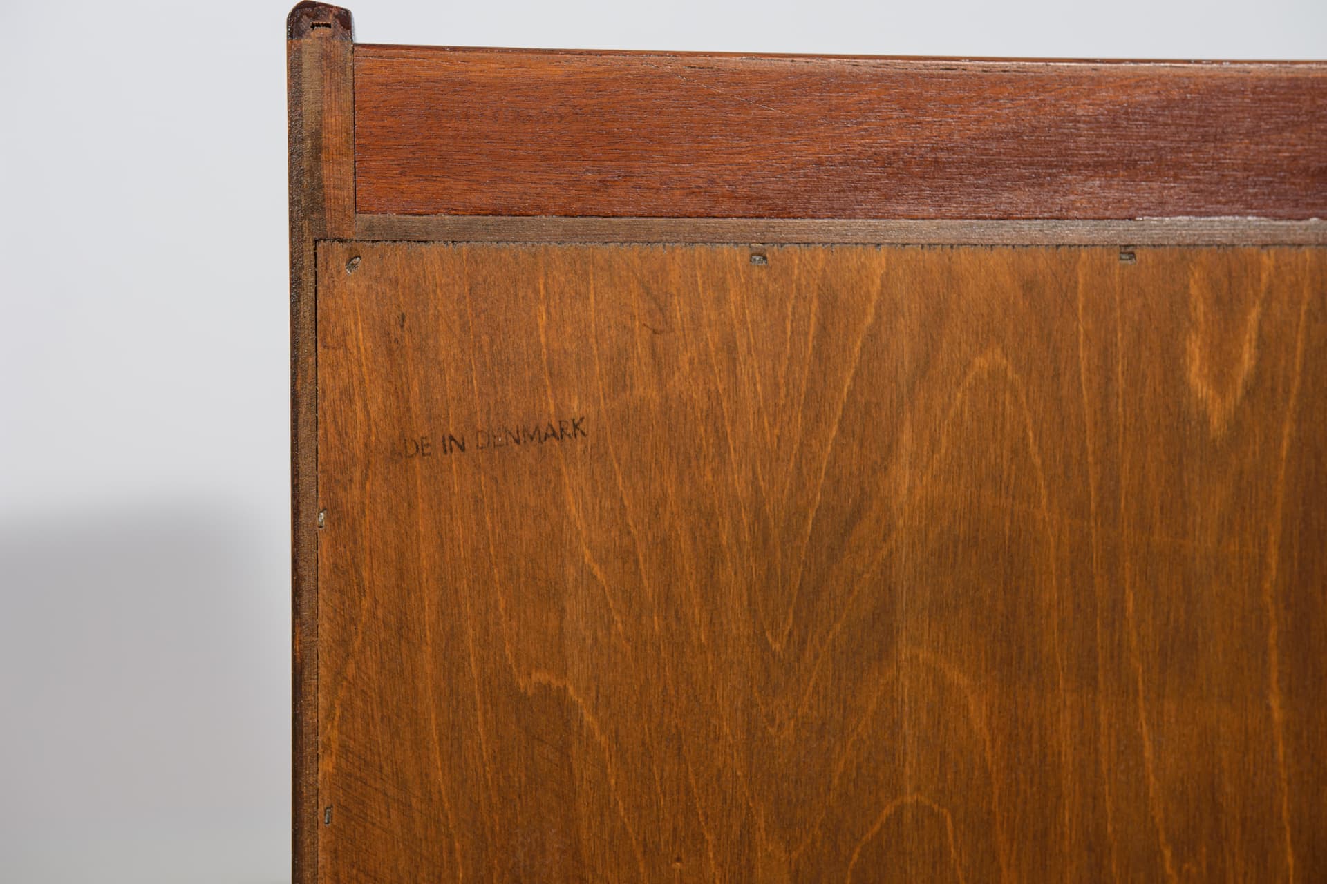 Komoda mała, teak brązowy, proj. H. Jørgensen, Fredericia, Dania, lata 60. - 298361