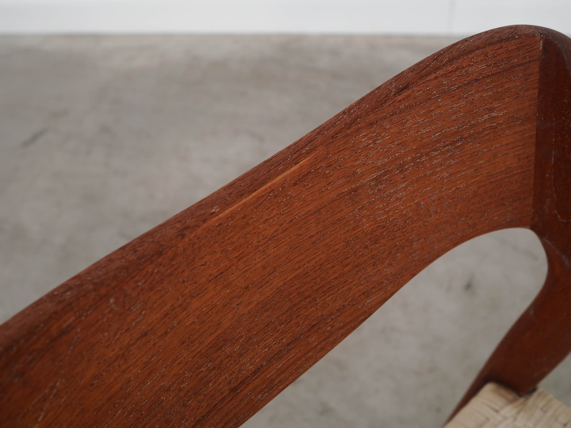 Krzesło, brązowy teak, sznurek beżowy, proj. N. O. Møller, Dania, lata 60. - 298417