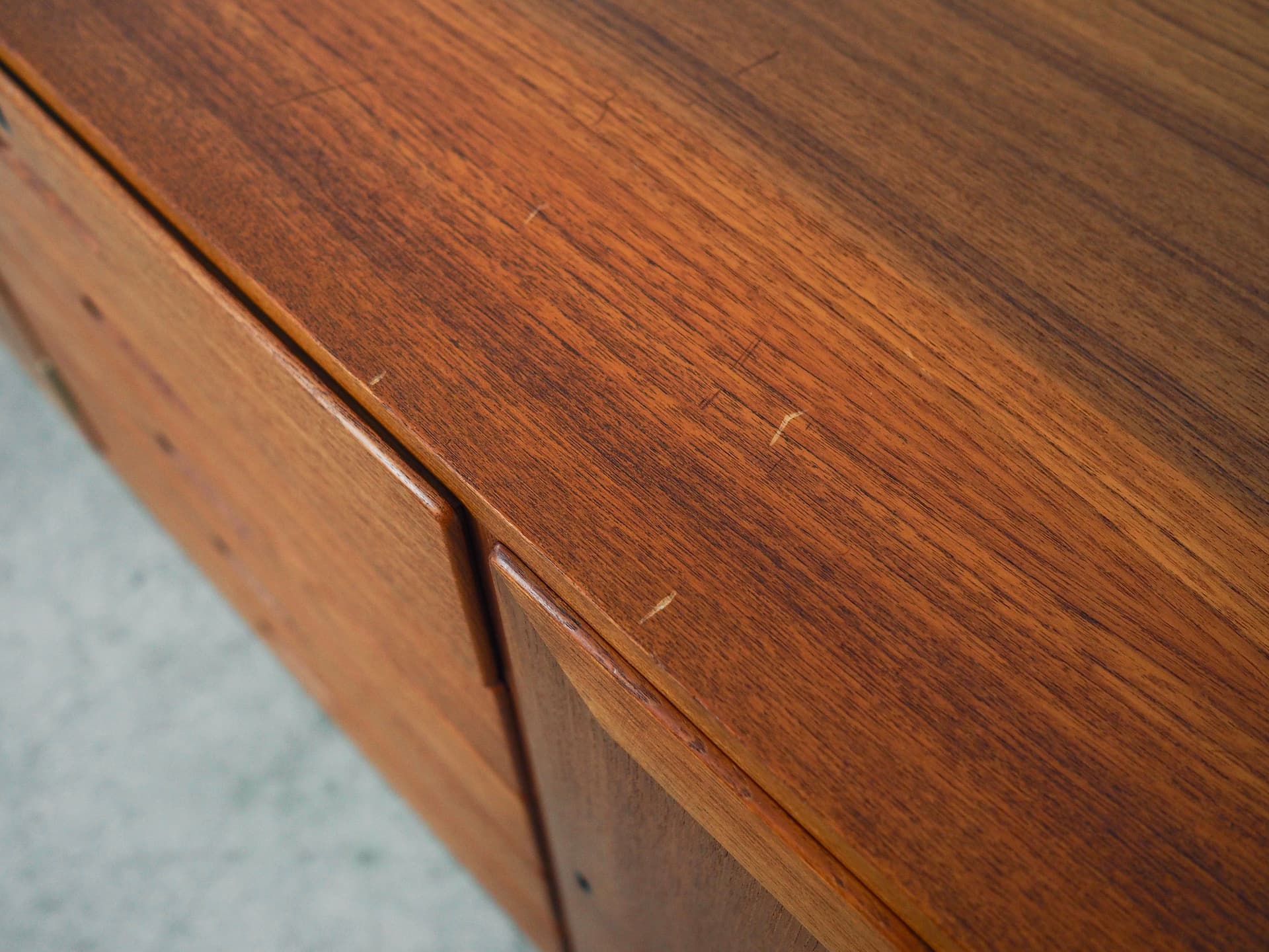 Komplet regałów, teak brązowy, proj. K. Winding, Dania, lata 70. - 298433