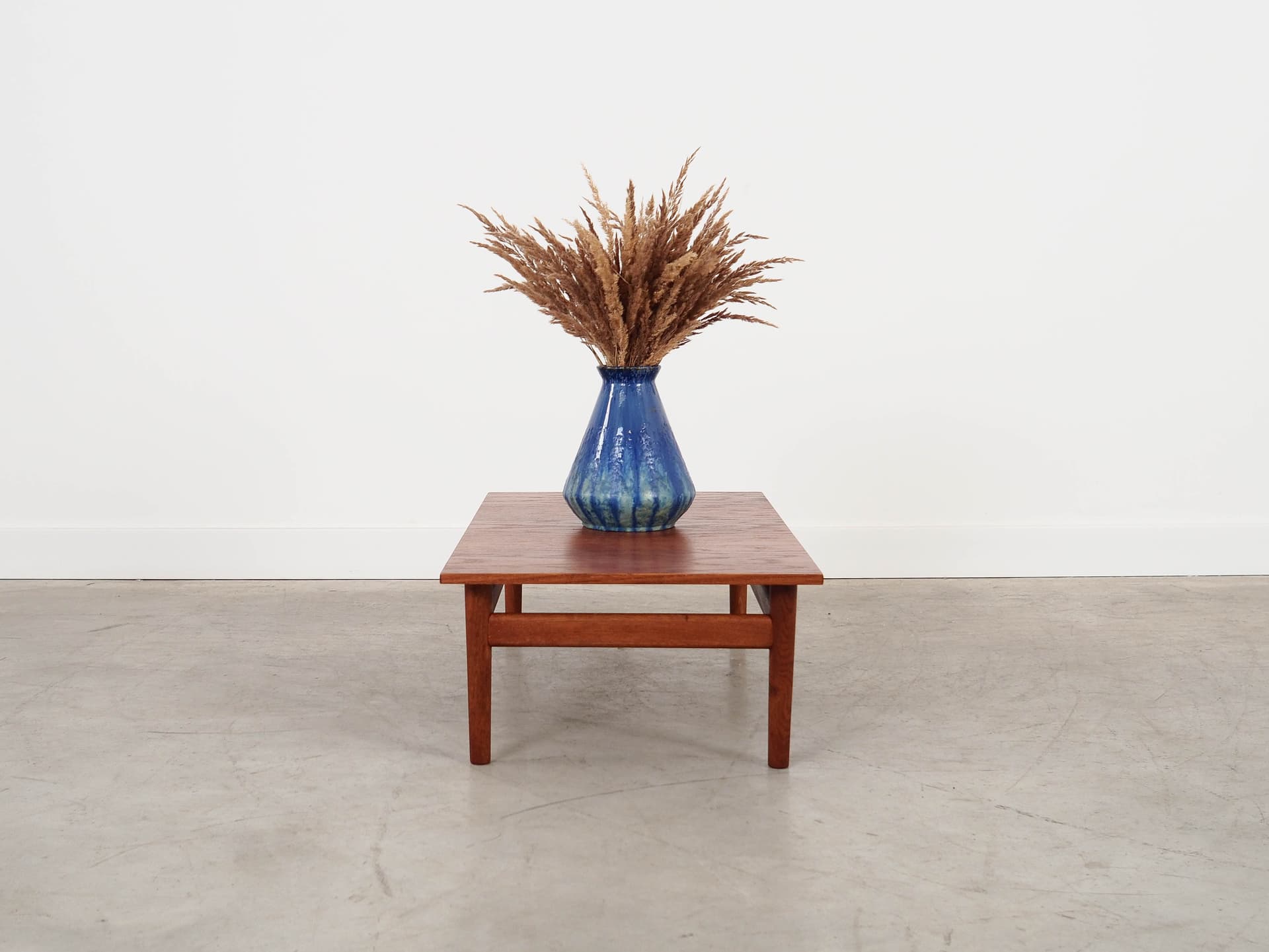 Coffee table, brown oak, Denmark, 1970s. - 298439