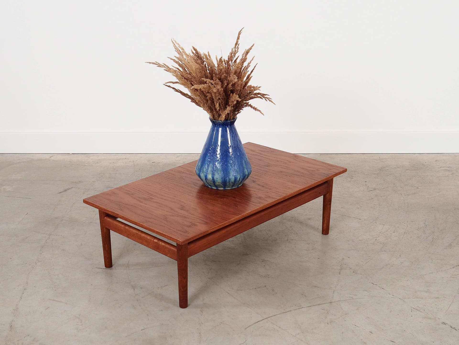 Coffee table, brown oak, Denmark, 1970s. - 298440