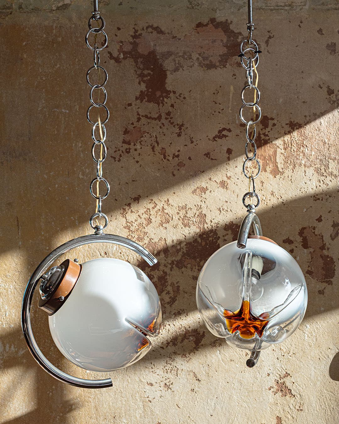 Ceiling lamp Space Age, Murano glass white orange, chrome, Italy, 1980s. - 298473