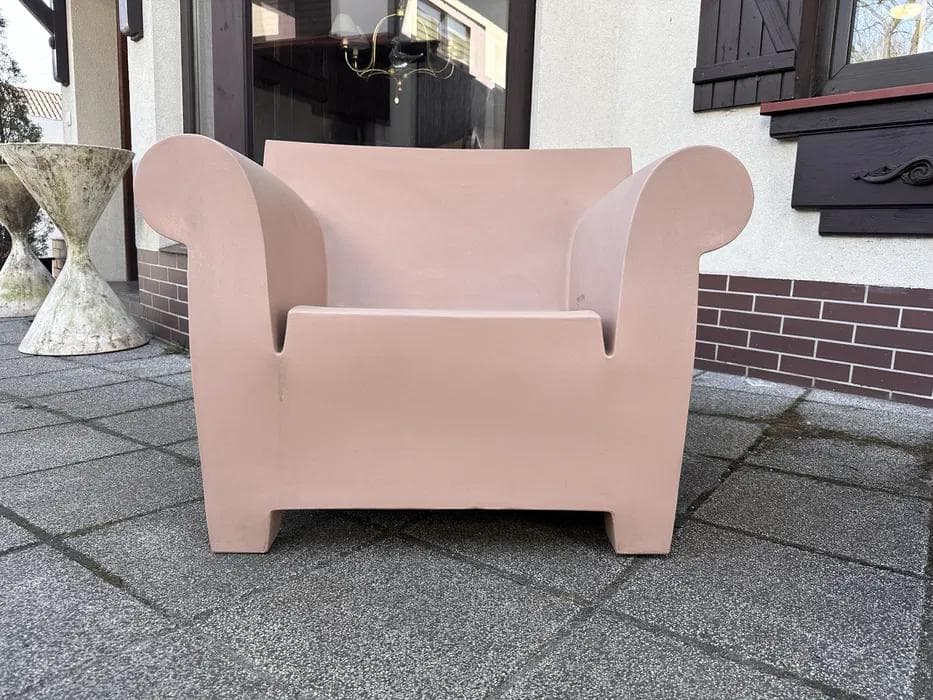 Armchair Bubble, pink plastic, by P. Starck, Kartell, Italy - 298631
