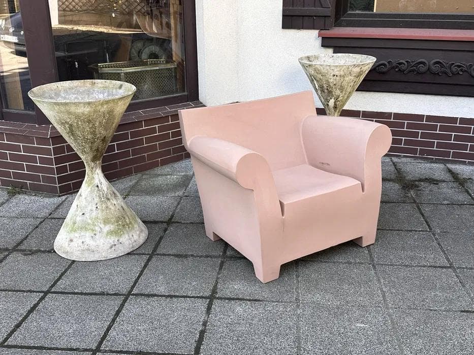 Armchair Bubble, pink plastic, by P. Starck, Kartell, Italy - 298633