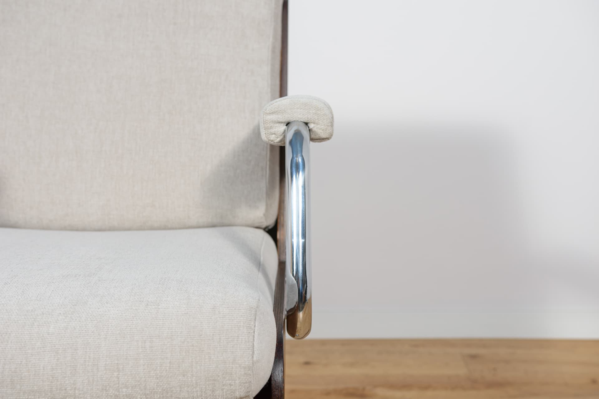 Fotel biurowy obrotowy, beżowy, teak, tkanina syntetyczna, chrom, Wielka Brytania, lata 70. - 298668