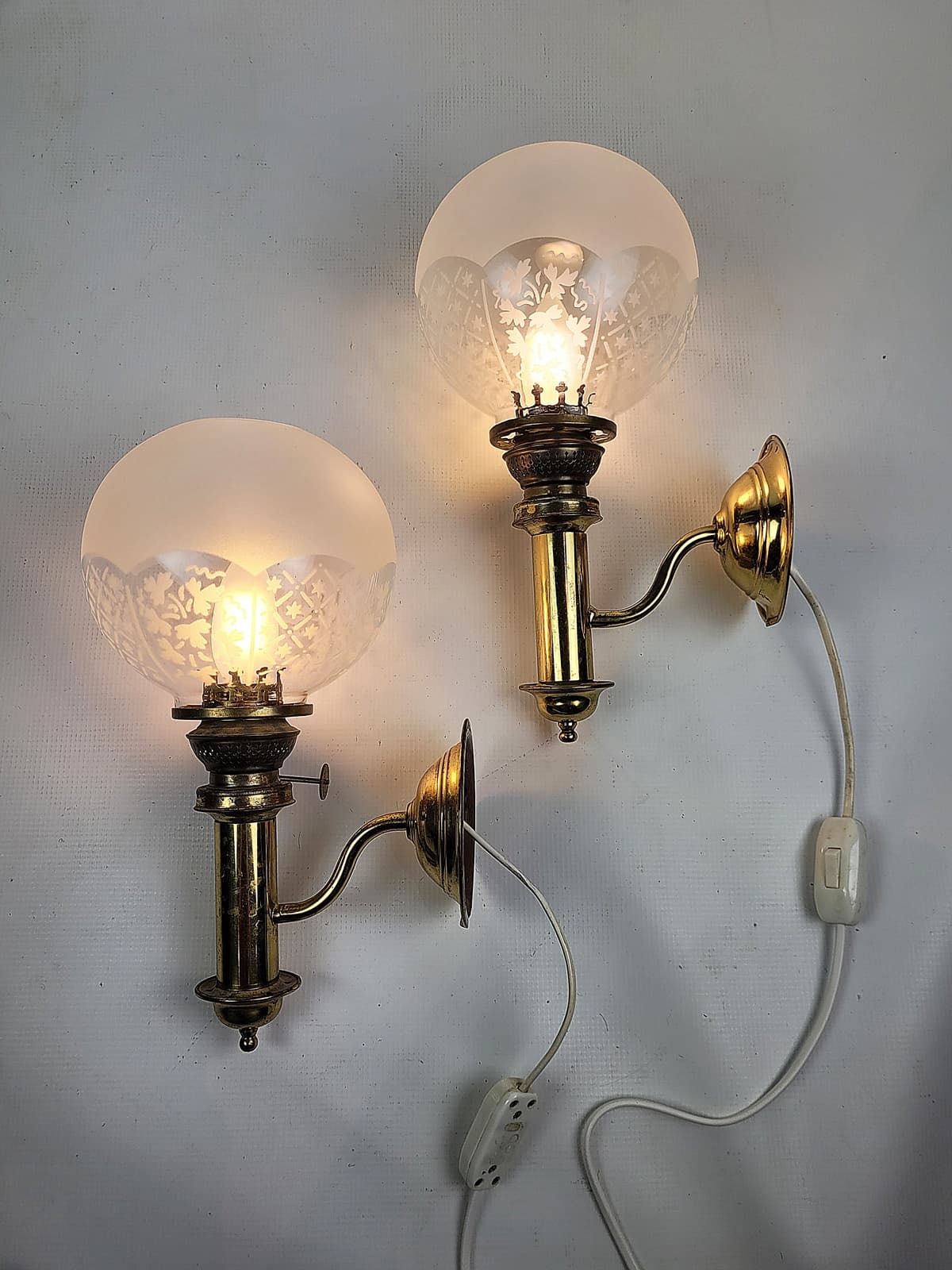 Pair of Wall Sconces H.H. Metal, gold brass, white glass, Sweden, 1950s. - 298697
