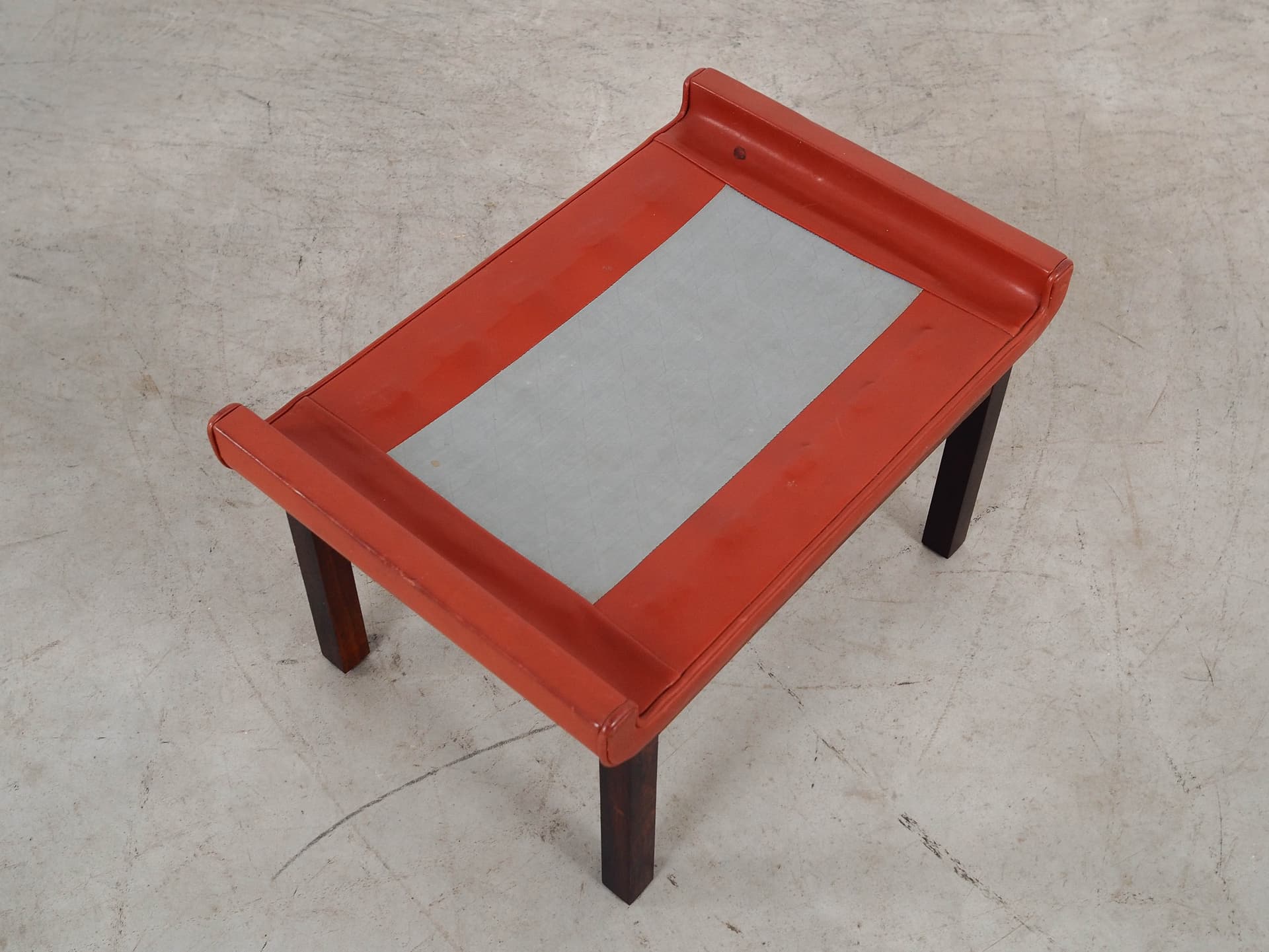 Ottoman, brick red leather, rosewood, by F. Juhl, Denmark, 1970s. - 298792