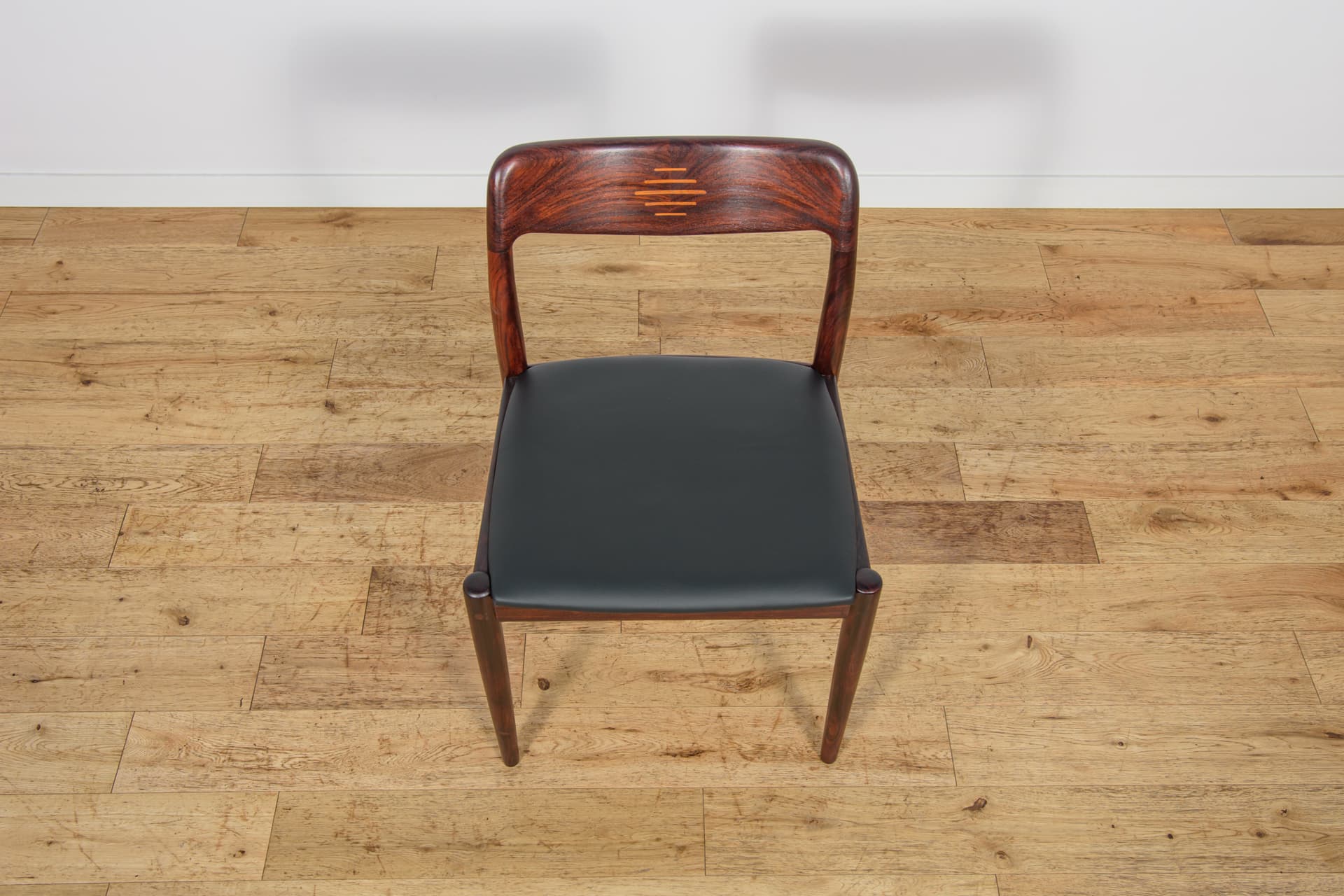Set of four chairs, brown rosewood, black genuine leather, Uldum Møbelfabrik, Denmark, 1960s. - 298800