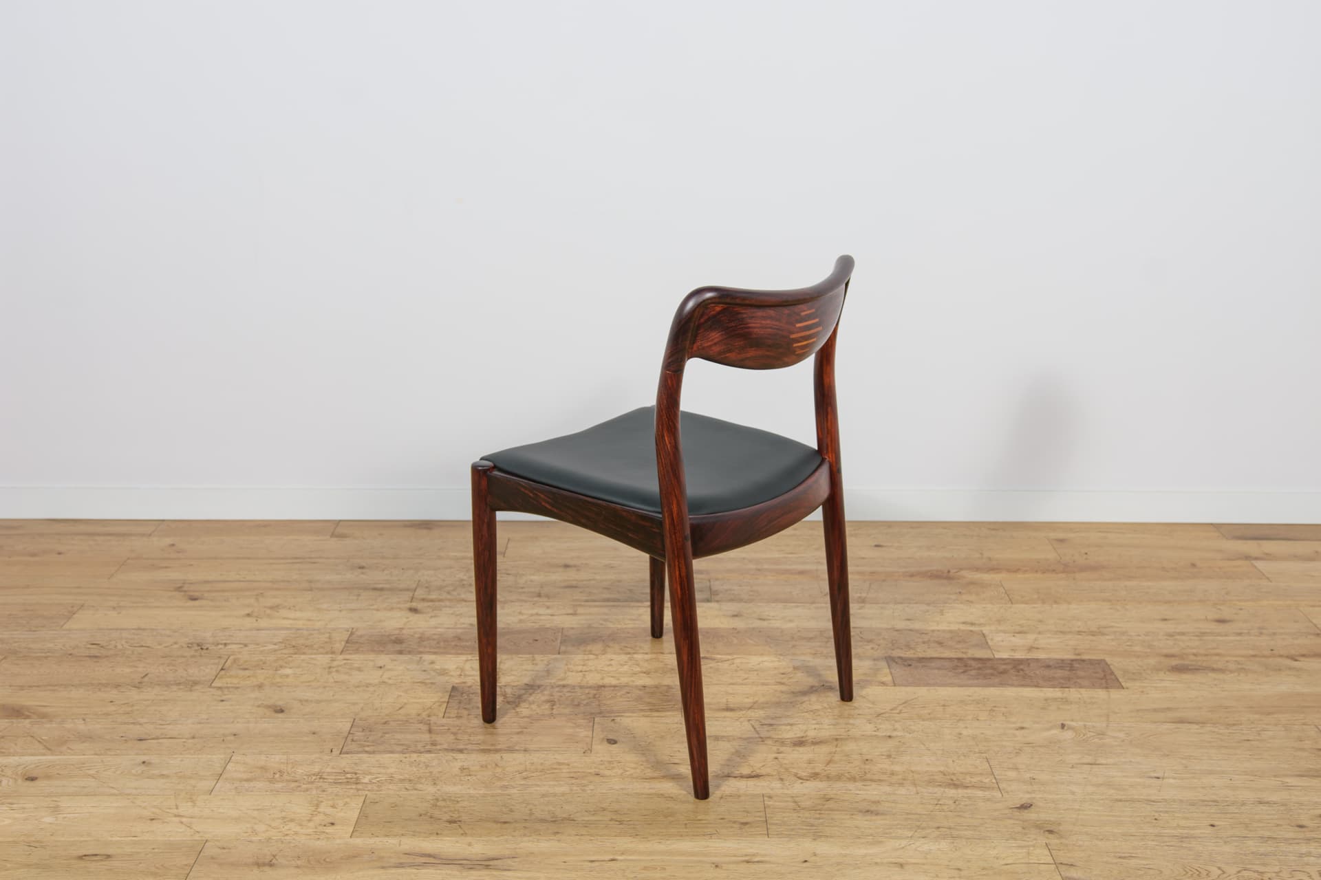 Set of four chairs, brown rosewood, black genuine leather, Uldum Møbelfabrik, Denmark, 1960s. - 298803