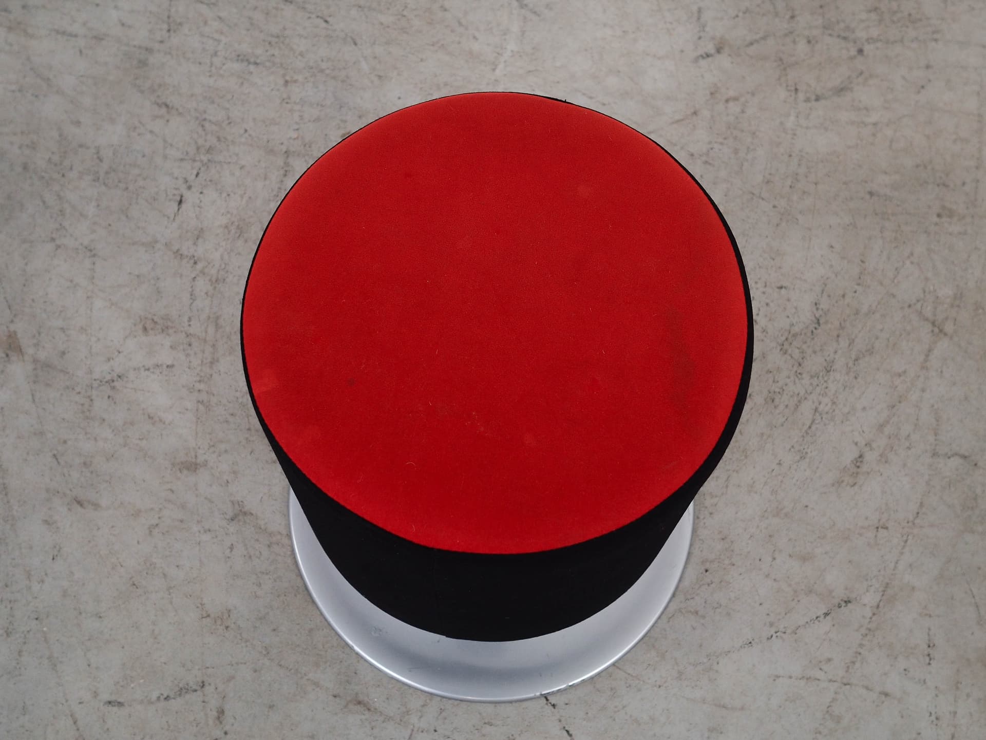 Swivel stool, black red velvet, silver metal, Denmark, 1990s. - 298829