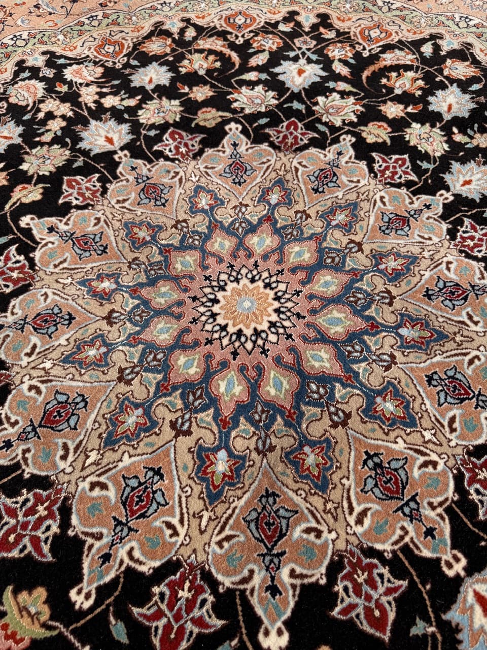 Dywan okrągły Tabriz 205x205 cm, czarny, wełna kaszmirowa jedwab, Iran - 298915