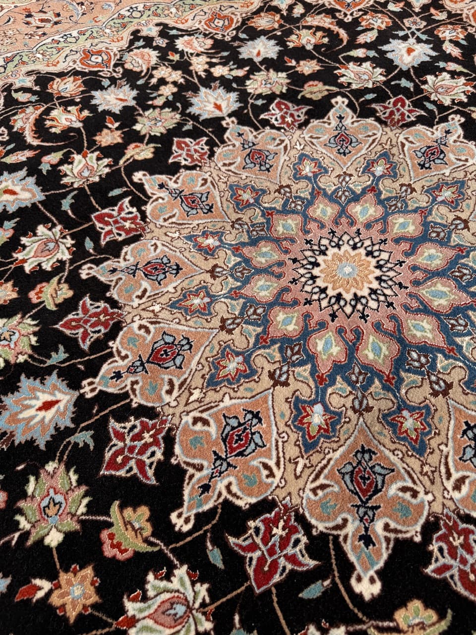 Dywan okrągły Tabriz 205x205 cm, czarny, wełna kaszmirowa jedwab, Iran - 298916