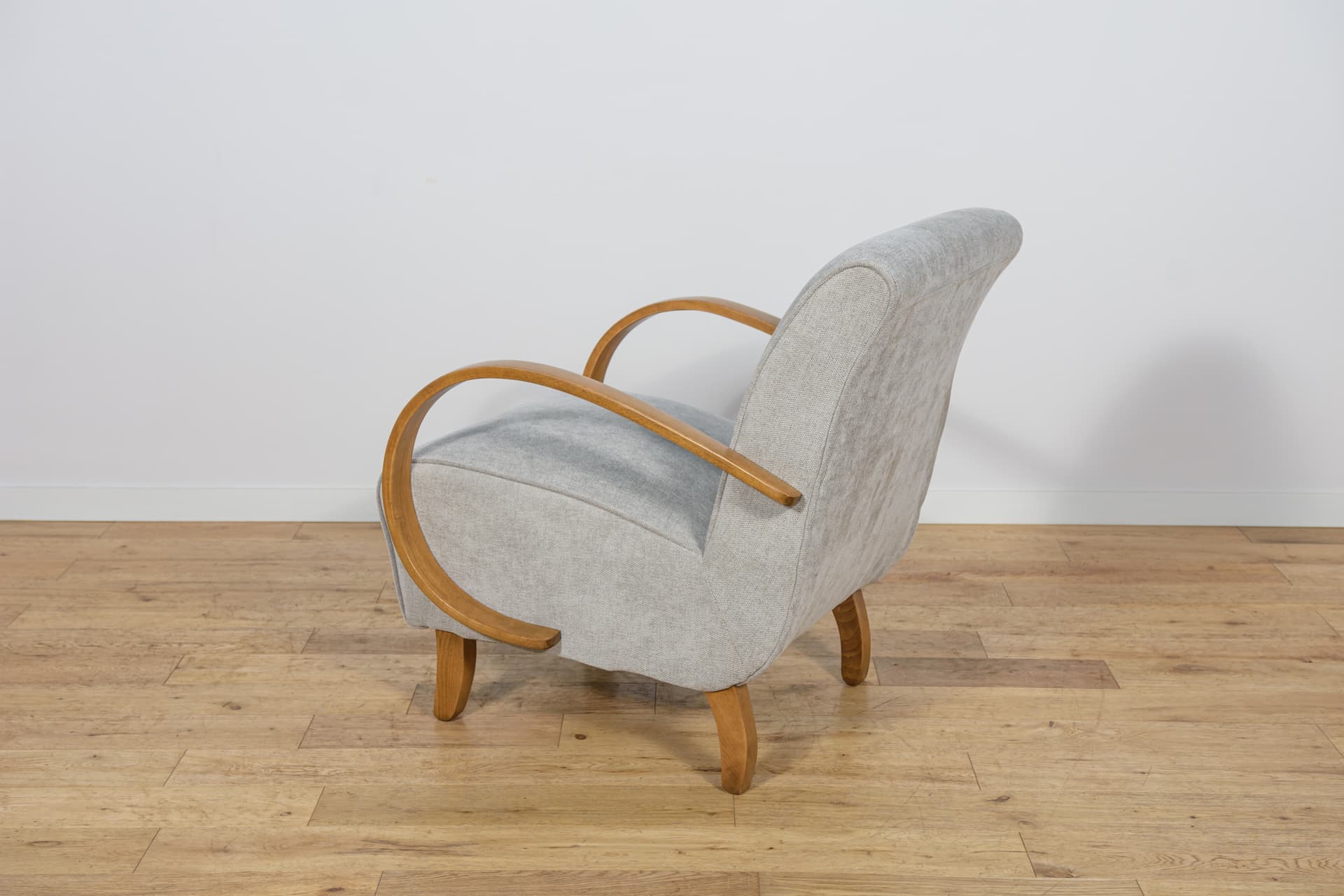 Pair of armchairs Model H-410, light grey wool, light brown oak, by J. Halabala, Czechoslovakia, 1930s. - 299165
