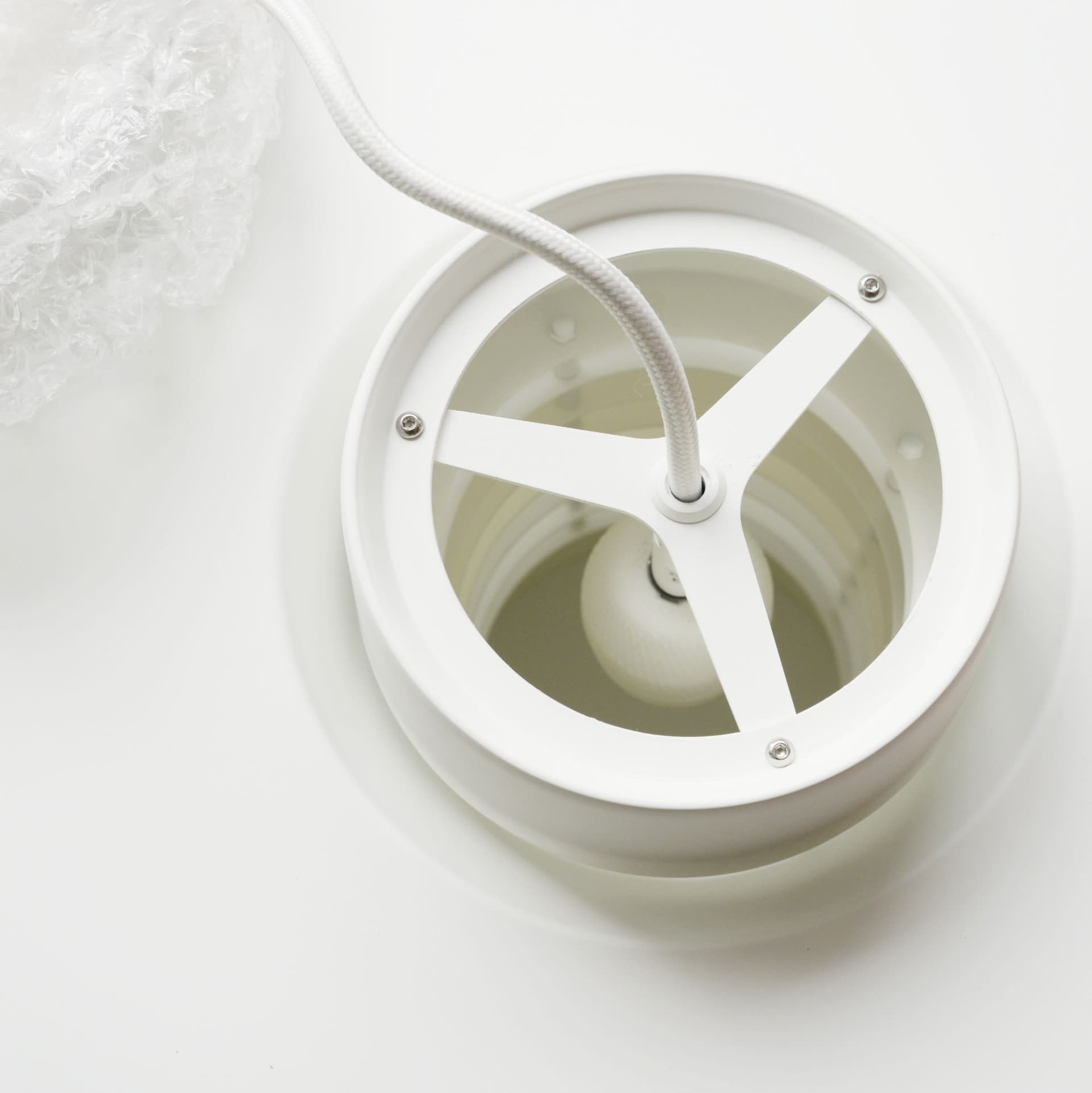 Lampa wisząca Verona Ø40 cm, metal biały, proj. S. Middelboe, Dania - 299360