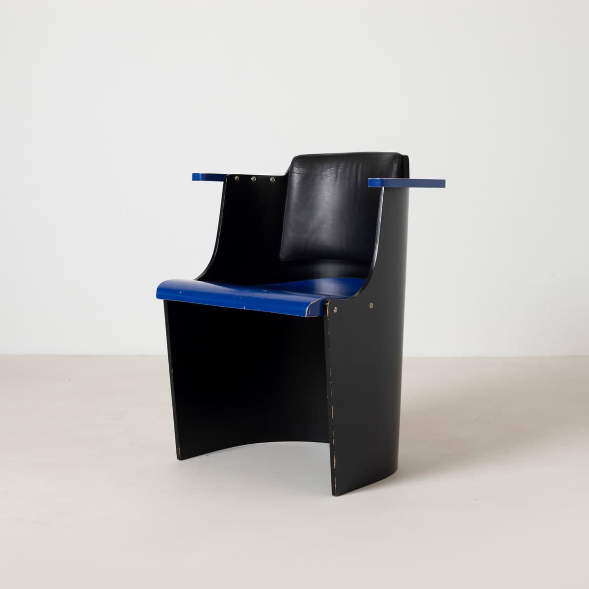 Chair Bauhaus D61, black blue plywood, by E. Lissitzky, Tecta, Germany, 1970s. - 299442