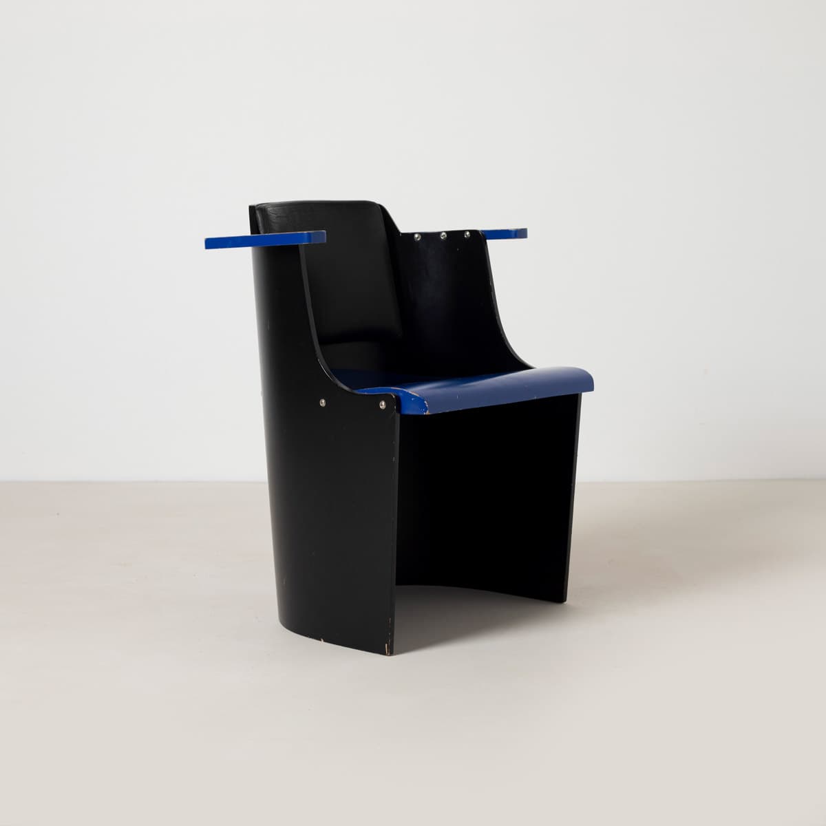 Chair Bauhaus D61, black blue plywood, by E. Lissitzky, Tecta, Germany, 1970s. - 299445