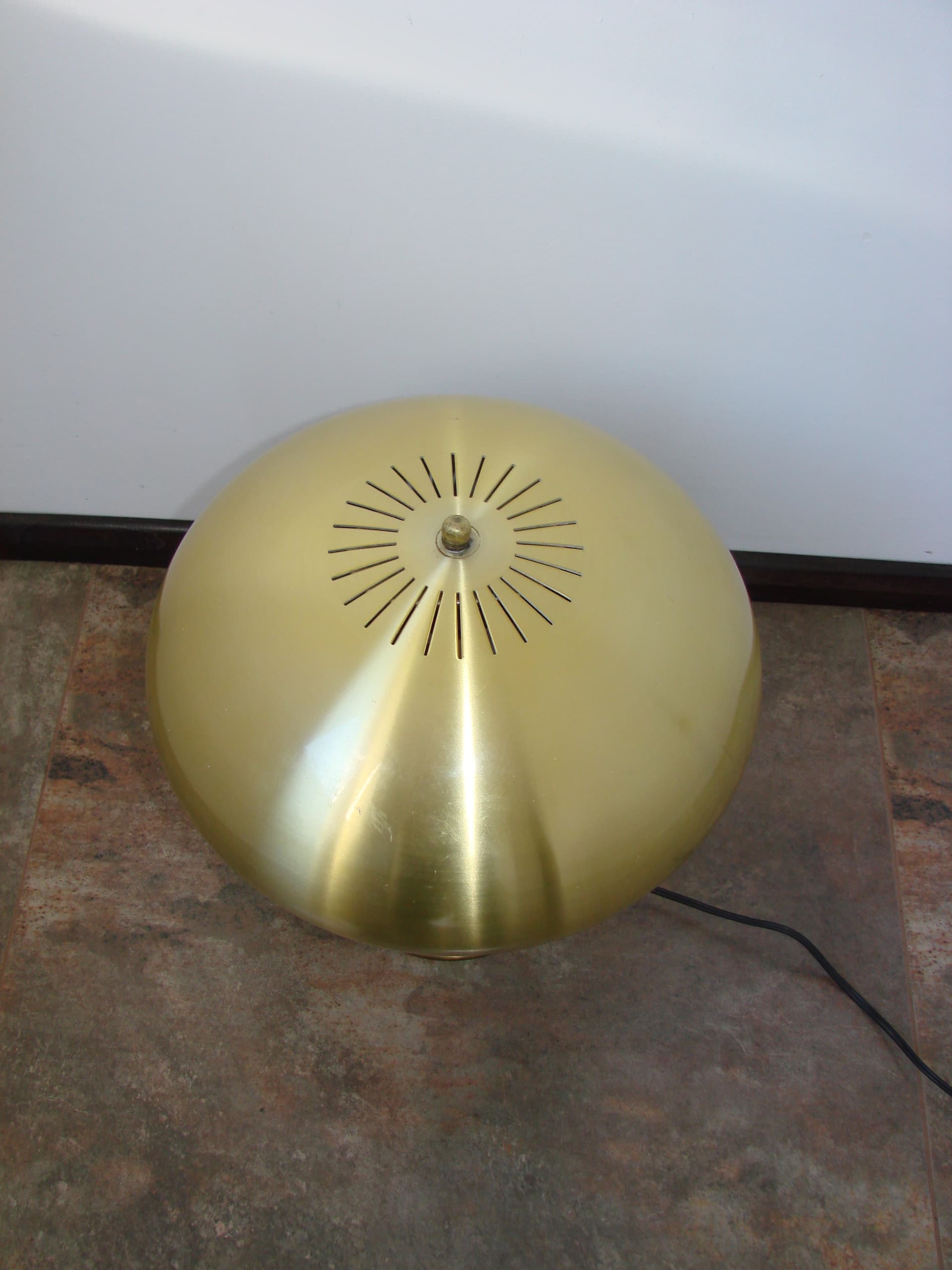Table lamp Mushroom, gold, brass aluminium, 1970s - 299485