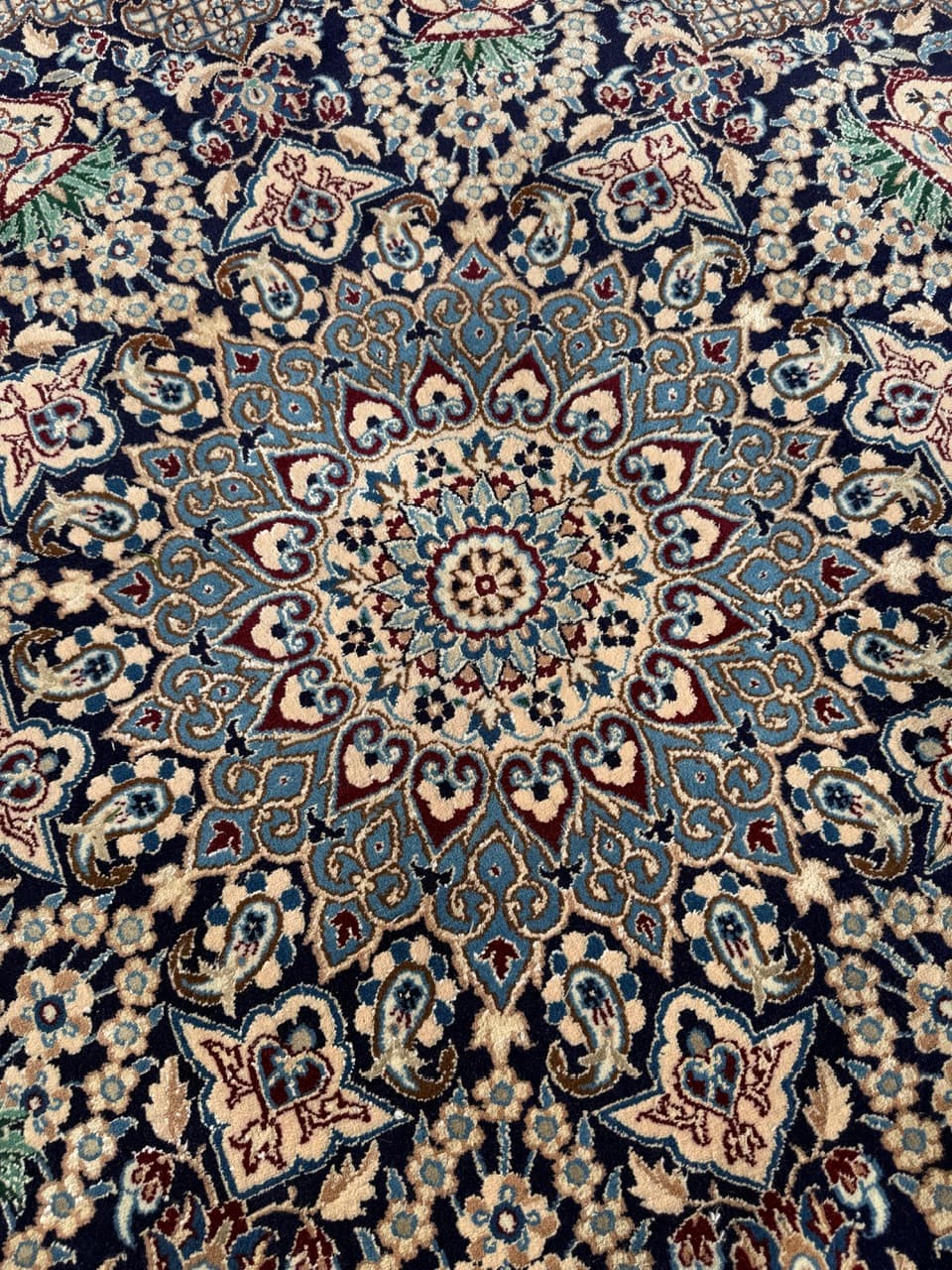 Dywan okrągły Nain 190x190 cm, wełna kaszmirowa granatowa, jedwab biały, Iran - 299502