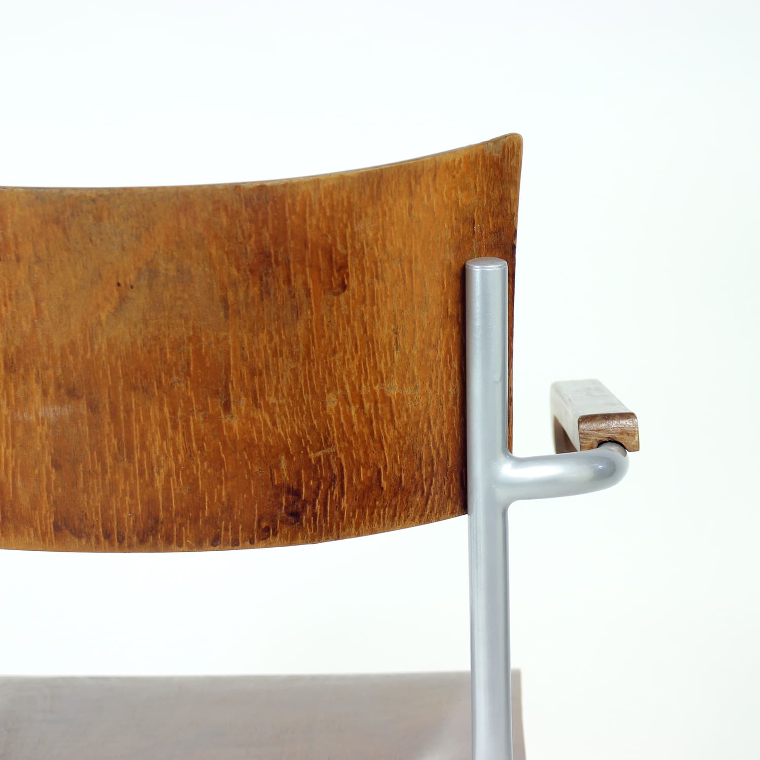 Krzesło wspornikowe, brązowy orzech, sklejka, stal chromowana, proj. M. Stam, Kovona, Czechosłowacja, lata 50. - 299573